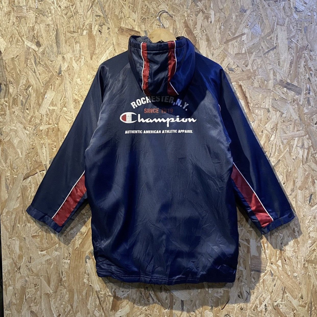 Champion Vintage Champion Rochaster Long Raincoats Fleece Size US XL / EU 56 / 4 - 1 Thumbnail
