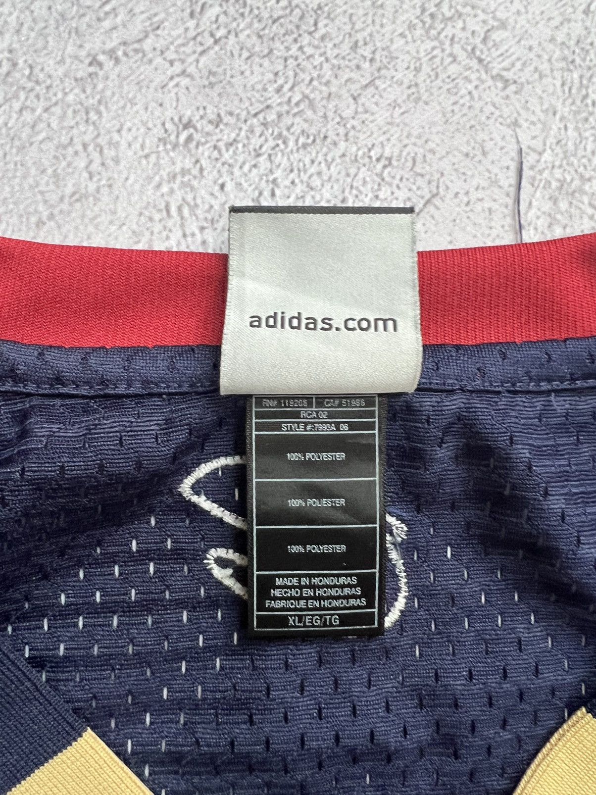 Adidas × NBA × Vintage Vintage Adidas NBA Cleveland James 23 Jersey Size US XL / EU 56 / 4 - 8 Thumbnail