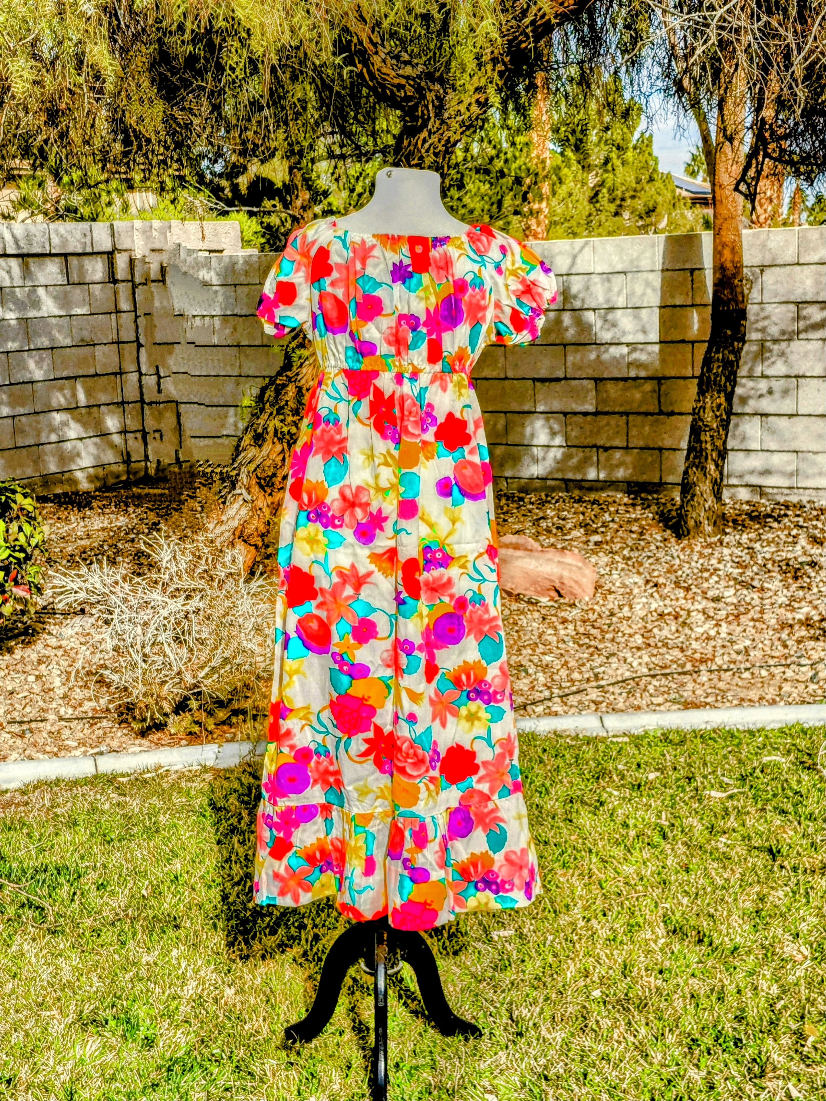 Designer Floral Maxi Dress Smocked Flowy Beachy Off-Shoulder Ruffle Size S / US 4 / IT 40 - 3 Thumbnail
