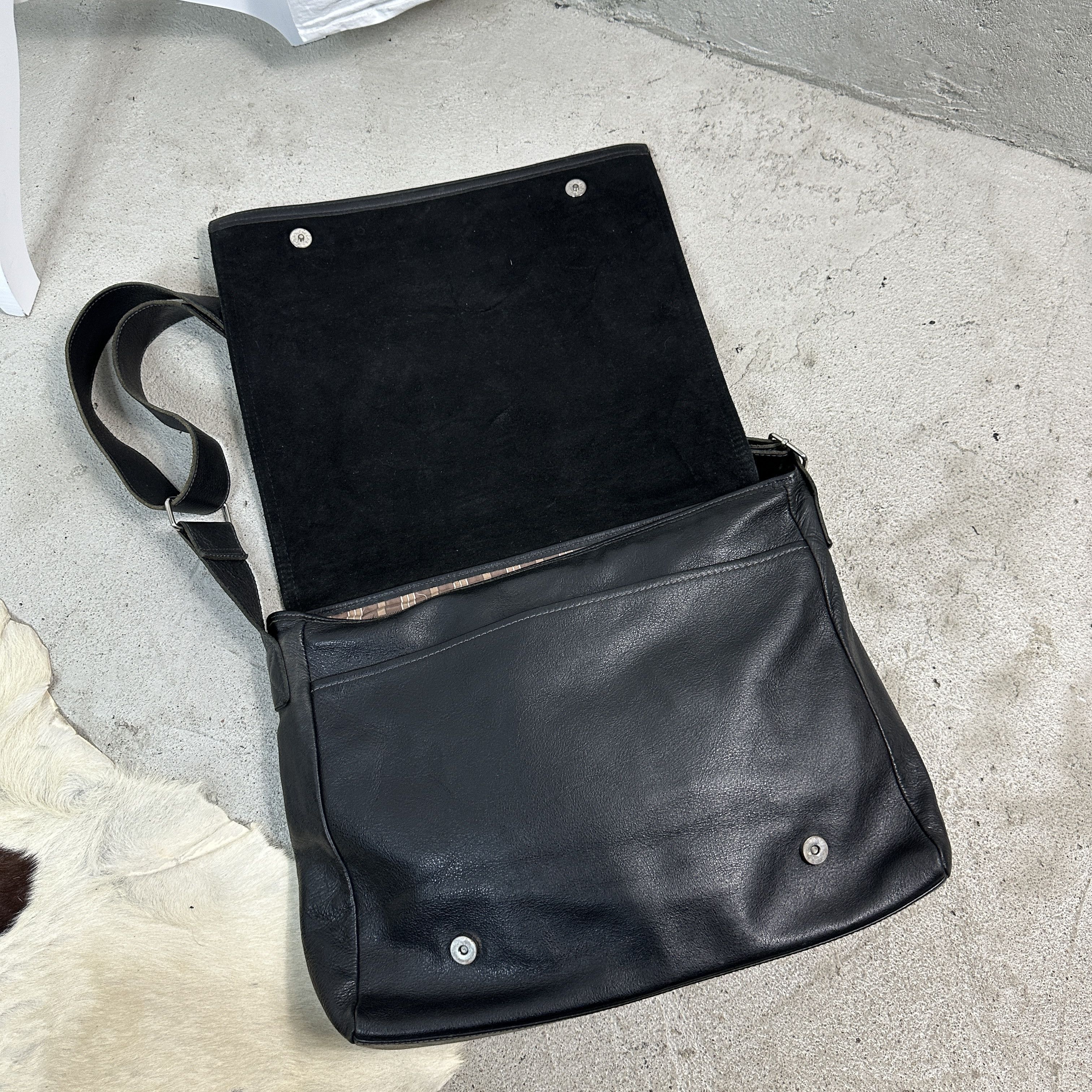 Vintage Vintage Avant-Garde Crossbody Bag Size ONE SIZE - 6 Thumbnail