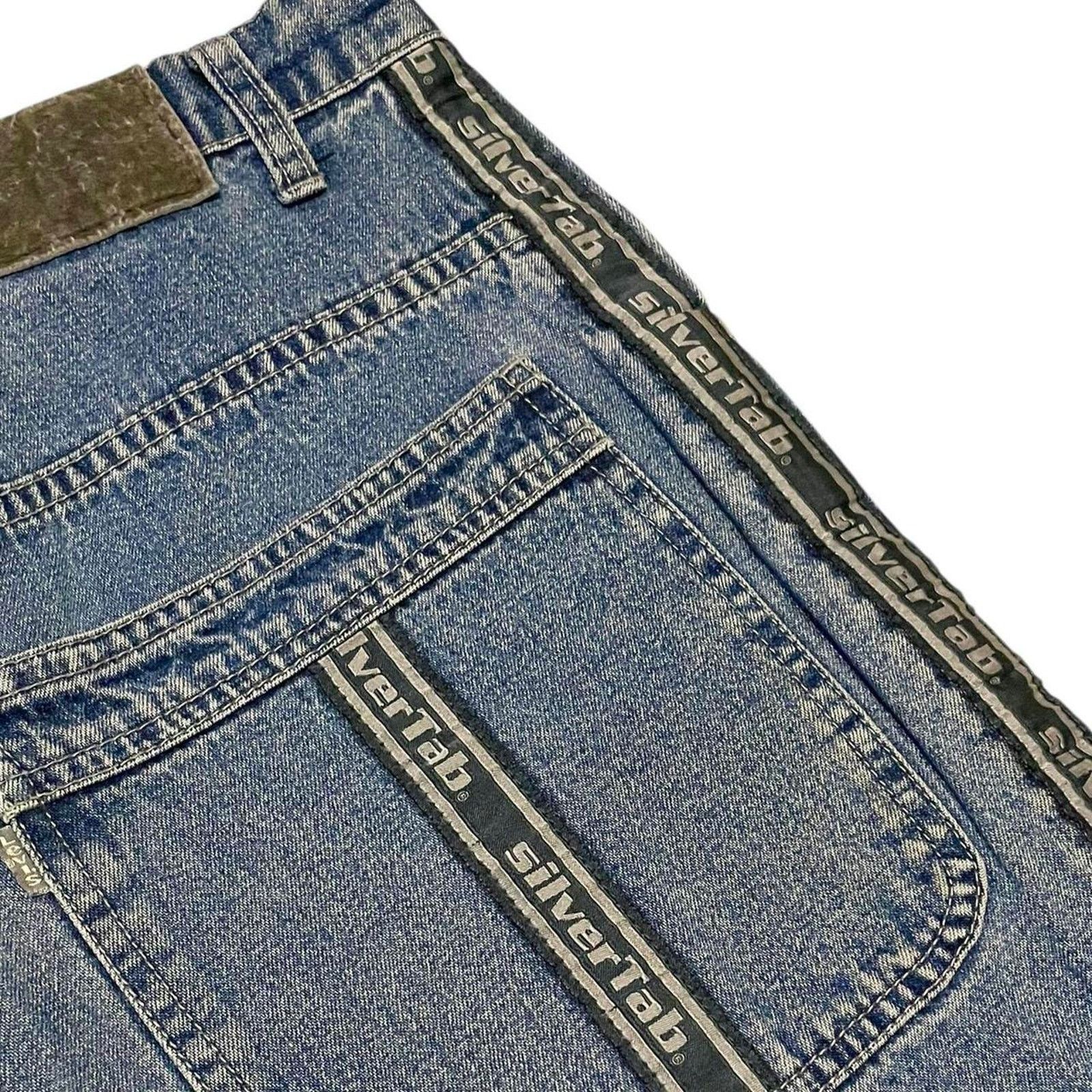 Levi's VTG Y2K 2000s Levis Silver Tab blue denim jorts Size US 32 / EU 48 - 3 Thumbnail