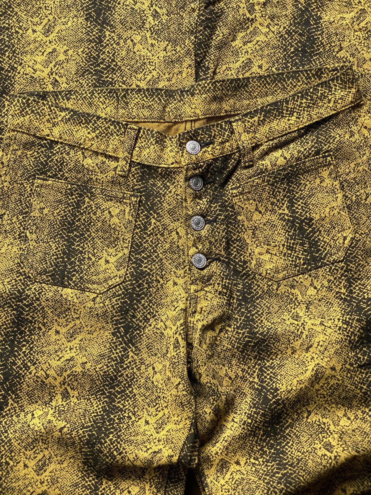 Tornado Mart FLARE SNAKE SKIN BUTTON UP BOBSON WESTREN Size US 31 - 2 Thumbnail