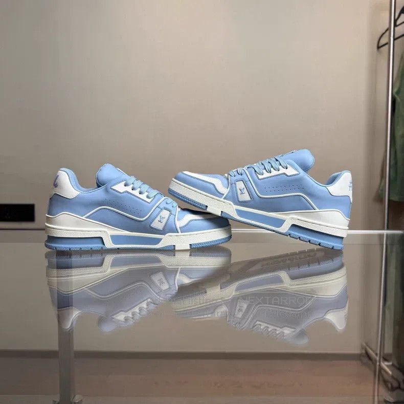 Louis Vuitton Louis Vuitton Trainer Sky Blue shoes Size US 7.5 / EU 40-41 - 6 Thumbnail
