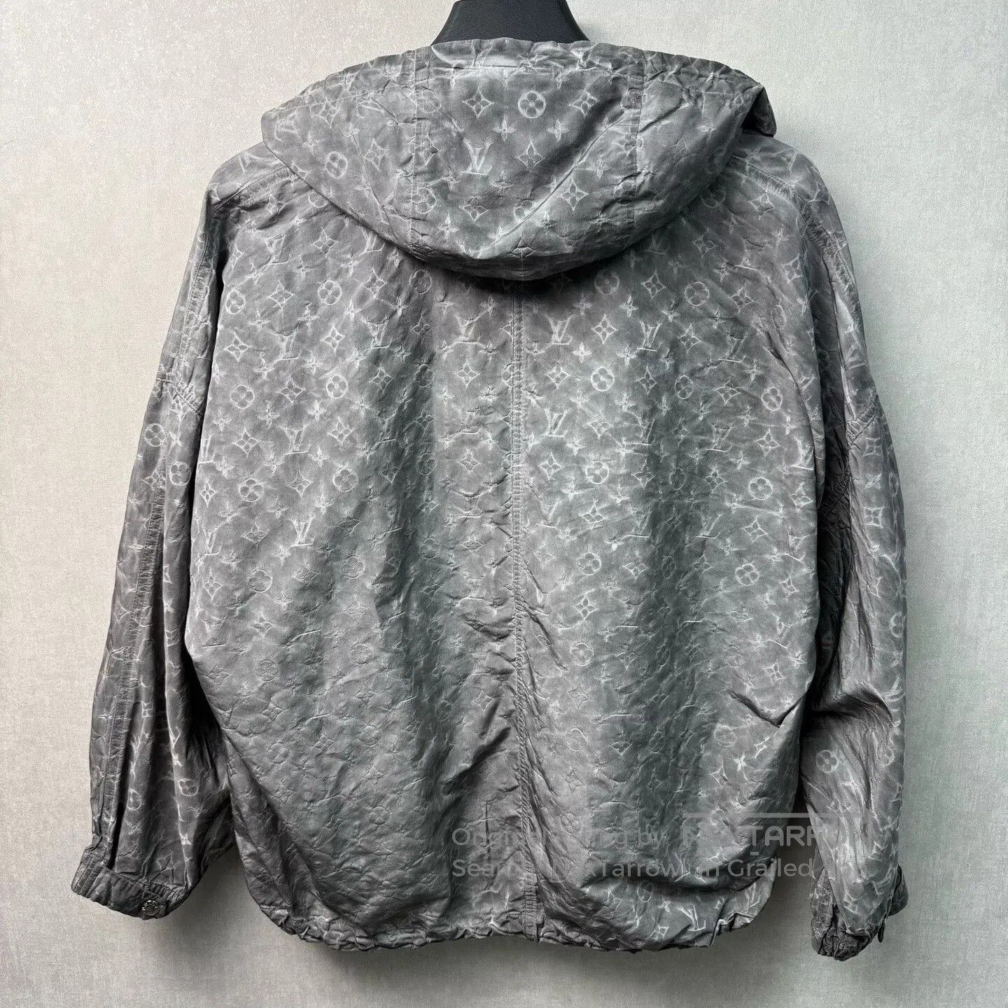 Louis Vuitton louis vuitton monogram printed windbreaker jacket. Size US M / EU 48-50 / 2 - 2 Thumbnail