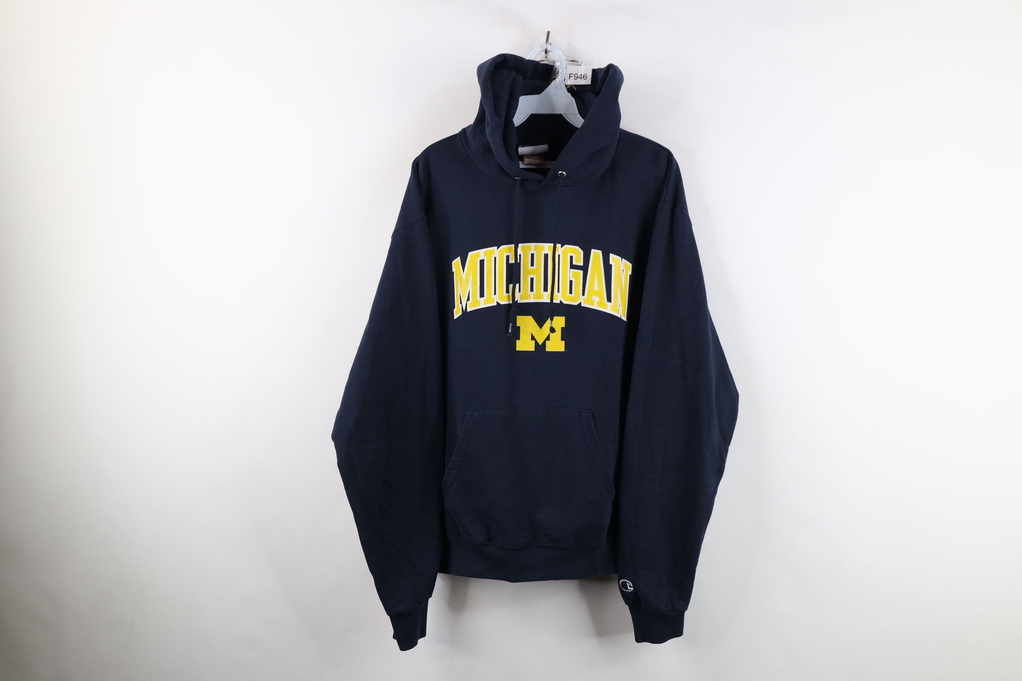 Champion Vintage Champion University of Michigan Hoodie Sweatshirt Size US M / EU 48-50 / 2 - 1 Thumbnail