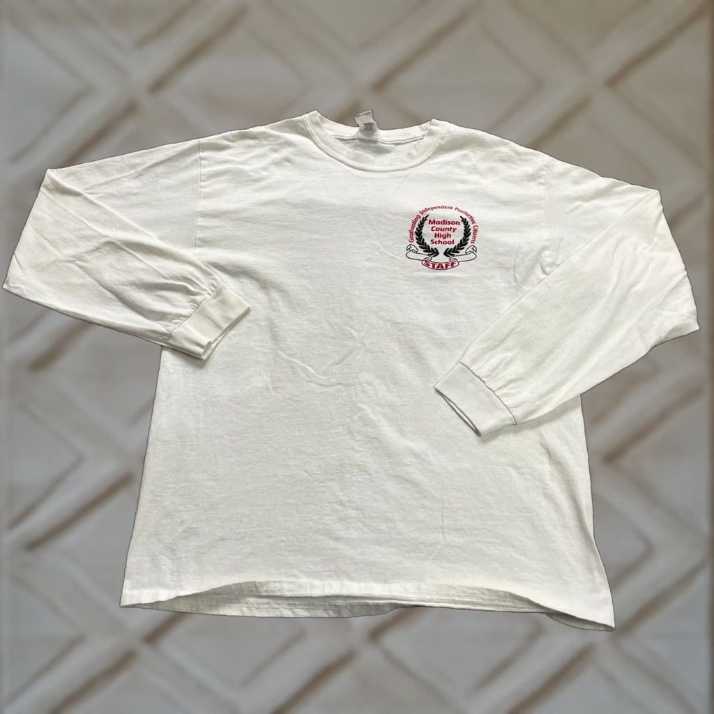 Gildan Gildan T-Shirt Shirt Mens Large White Long Sleeve Crew Neck Graphic Tee Vintage? No (adjusted) Size L / US 10 / IT 46 - 1 Thumbnail
