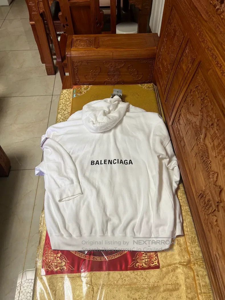 Balenciaga Balenciaga hoodie Size US XXS / EU 40 - 2 Thumbnail