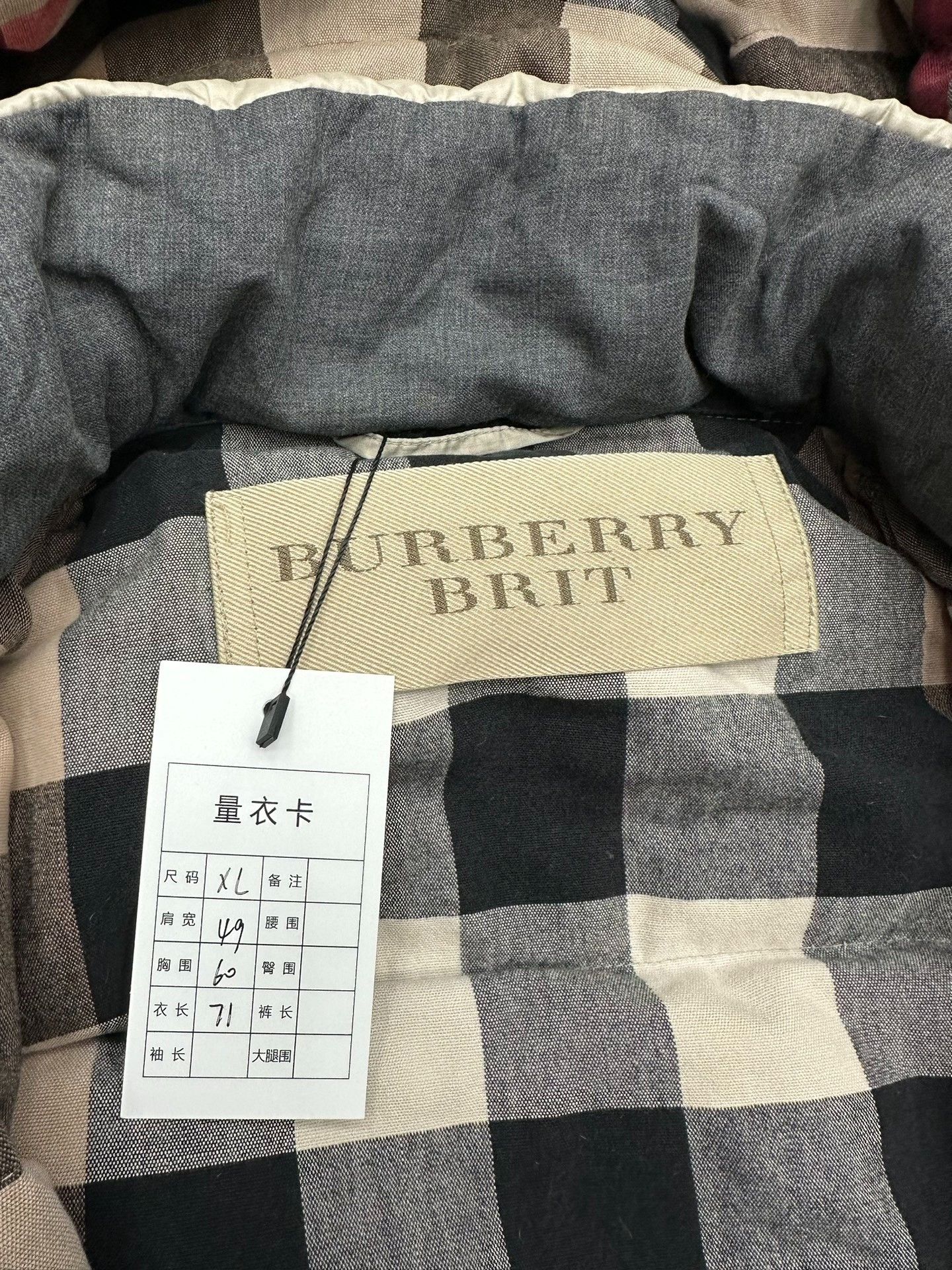 Burberry Burberry Check Horse Down Jacket XL Size US XL / EU 56 / 4 - 3 Thumbnail