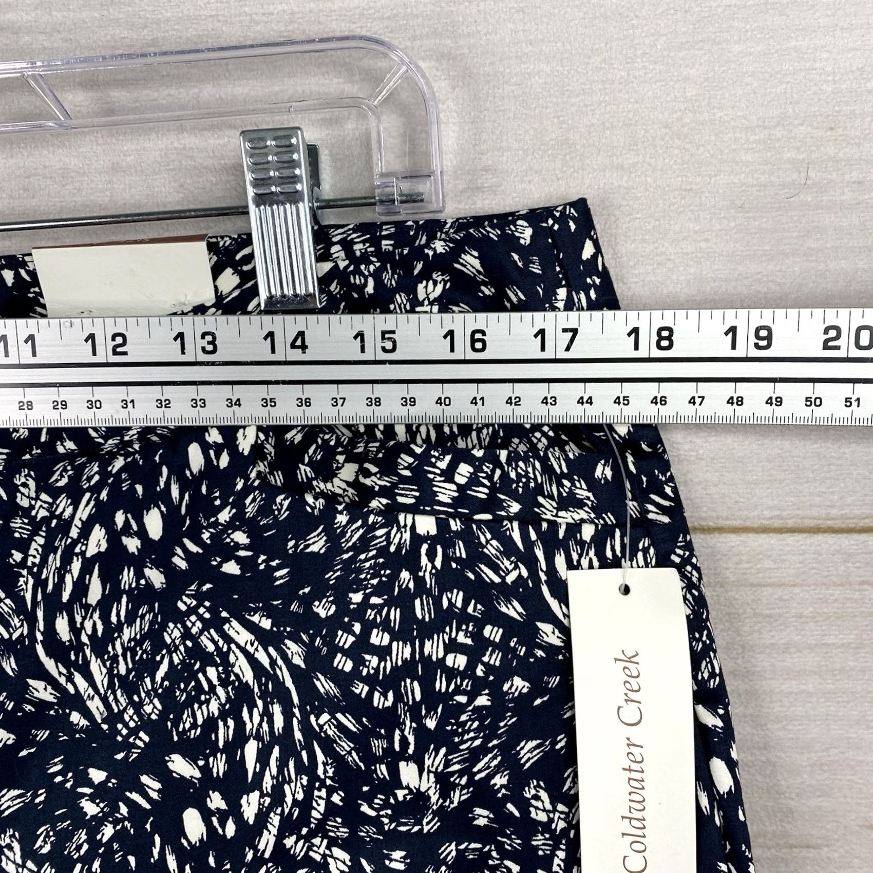 Coldwater Creek Coldwater Creek Pants Women's 14 Blue White Printed Cropped Wide-Leg NWT Size 36" / US 14 / IT 50 - 6 Thumbnail