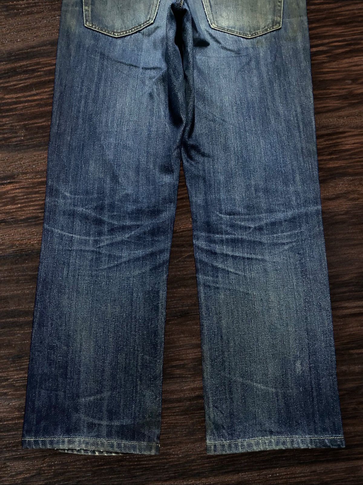 Japanese Brand Vintage Japanese Brand Uniqlo Mud Wash Distressed Loose Jean Size US 34 / EU 50 - 6 Thumbnail