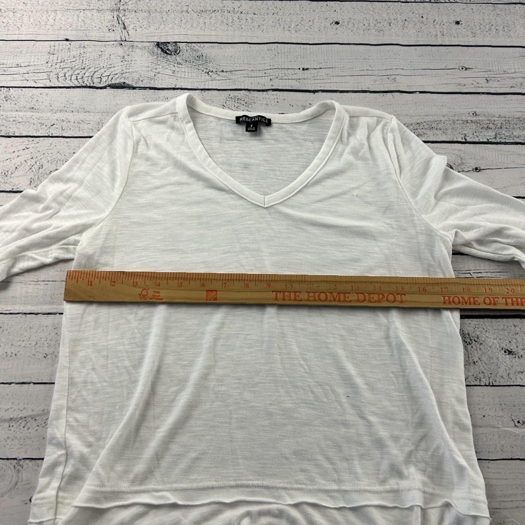 J.Crew J. Crew Mercantile Long Sleeve Ruffle Bottom Top Women's Small White Shirt Size S / US 4 / IT 40 - 4 Thumbnail