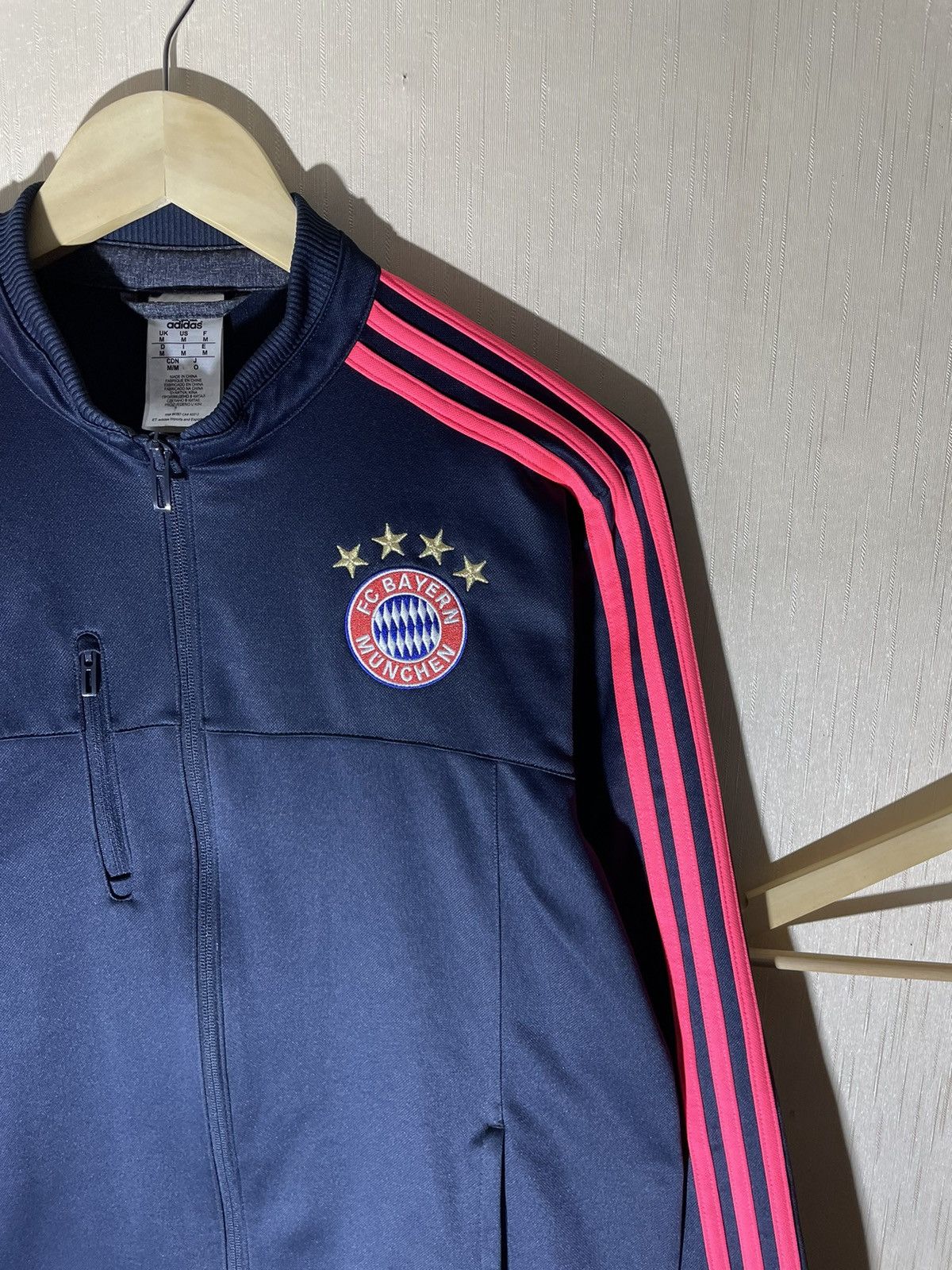 Adidas Adidas Bayern Munich track jacket blokecore Size US M / EU 48-50 / 2 - 2 Thumbnail