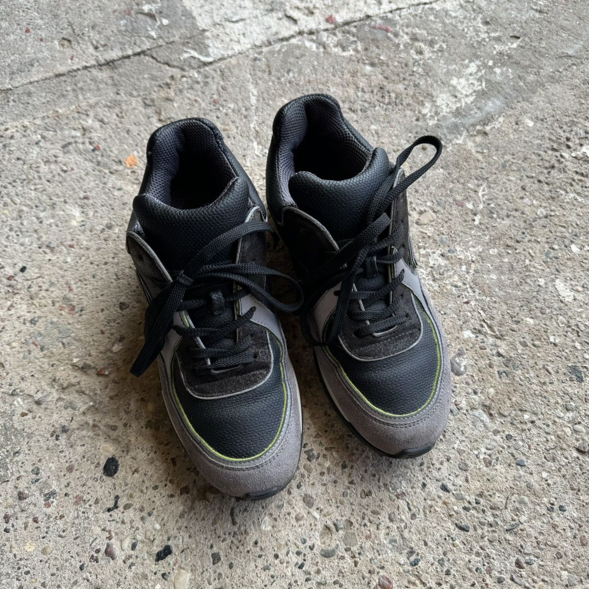 Chanel CHANEL 3M Sneakers Limited Edition Size US 7.5 / IT 37.5 - 2 Thumbnail