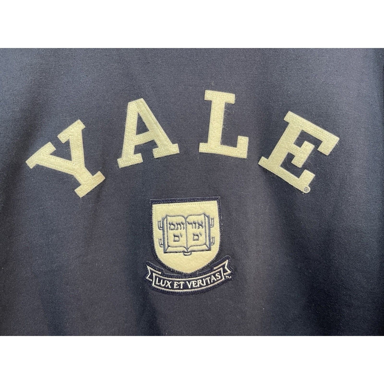 Champion VTG 90s Champion Yale University Sweatshirt Embroidered Medi Size US M / EU 48-50 / 2 - 2 Thumbnail
