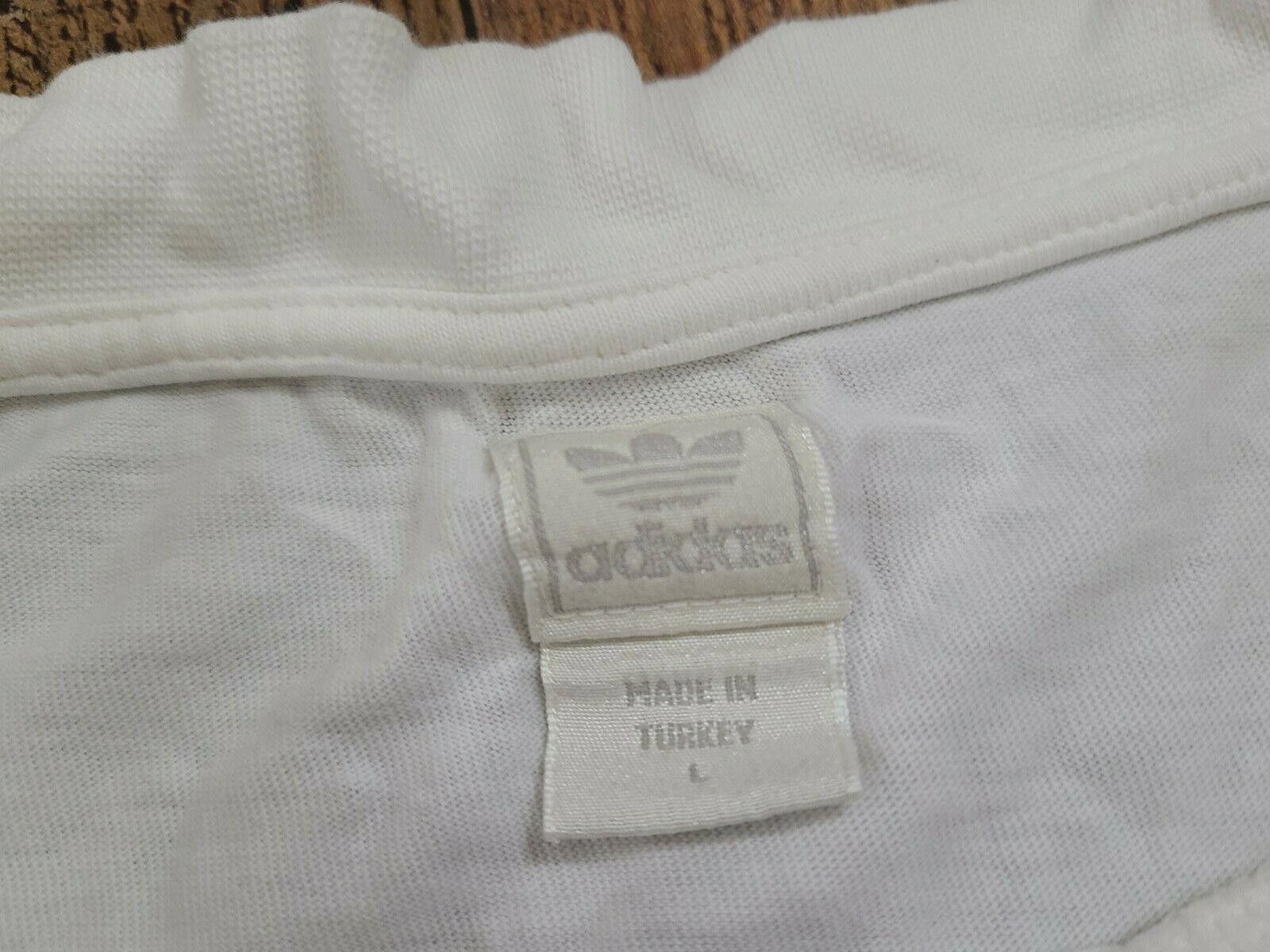 Adidas Vintage Adidas Shirt Large Silver Tag Spray Paint 90s Y2k Size US L / EU 52-54 / 3 - 4 Thumbnail