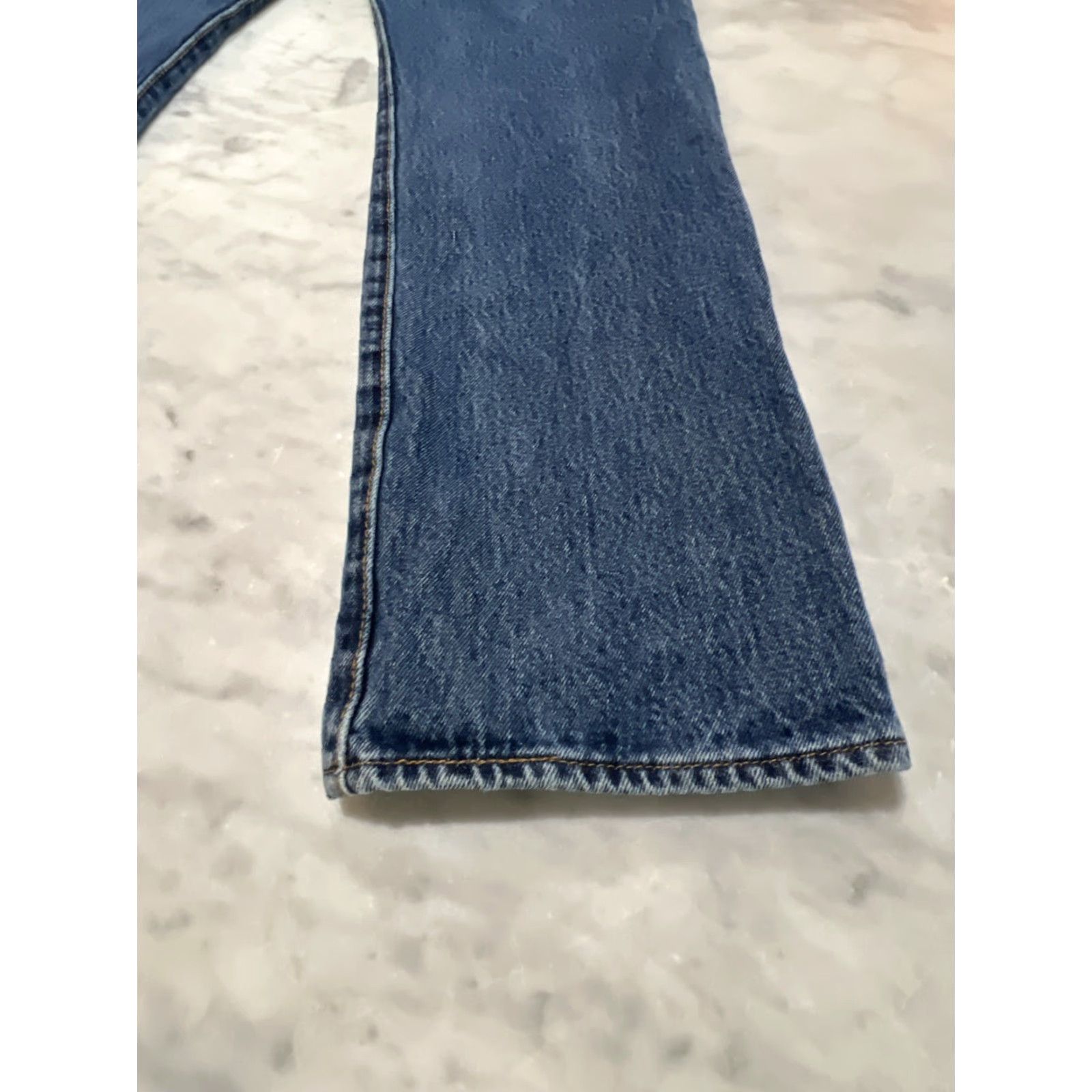 Levi's VINTAGE Levi’s 501 Jeans Button Fly Men 34x30 Blue Straight Classic Jeans 5-Pocket Denim Cotton USA Cowboy Size US 34 / EU 50 - 7 Thumbnail