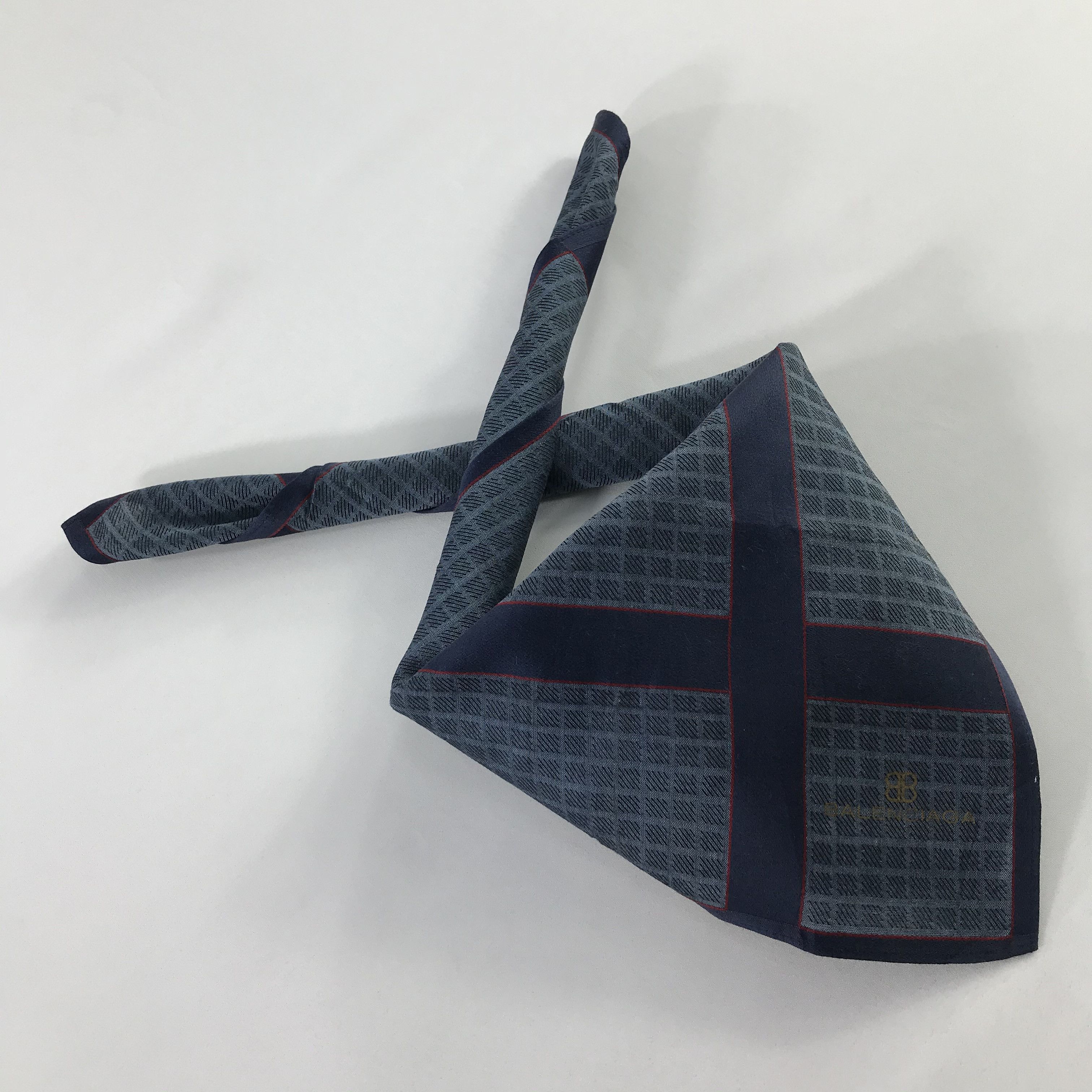 Vintage Vintage Balenciaga Bandana / Handerchief / Neckerchief -S639 Size ONE SIZE - 4 Thumbnail