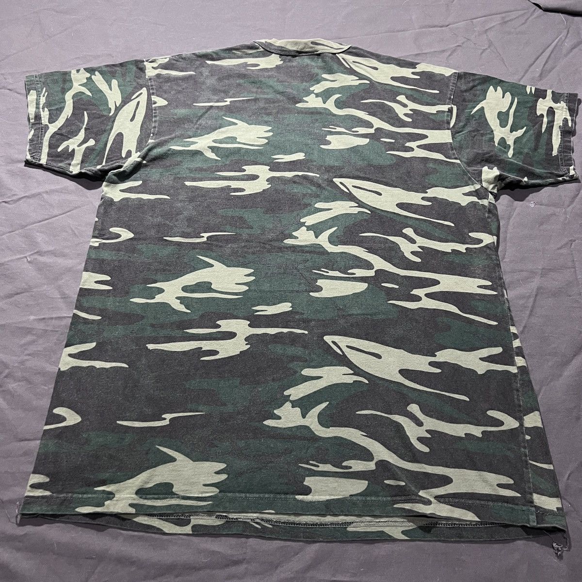 Vintage Vintage Y2K Trailer Park Boys Promo Movie Tee 2XL Camo Size US XXL / EU 58 / 5 - 6 Thumbnail