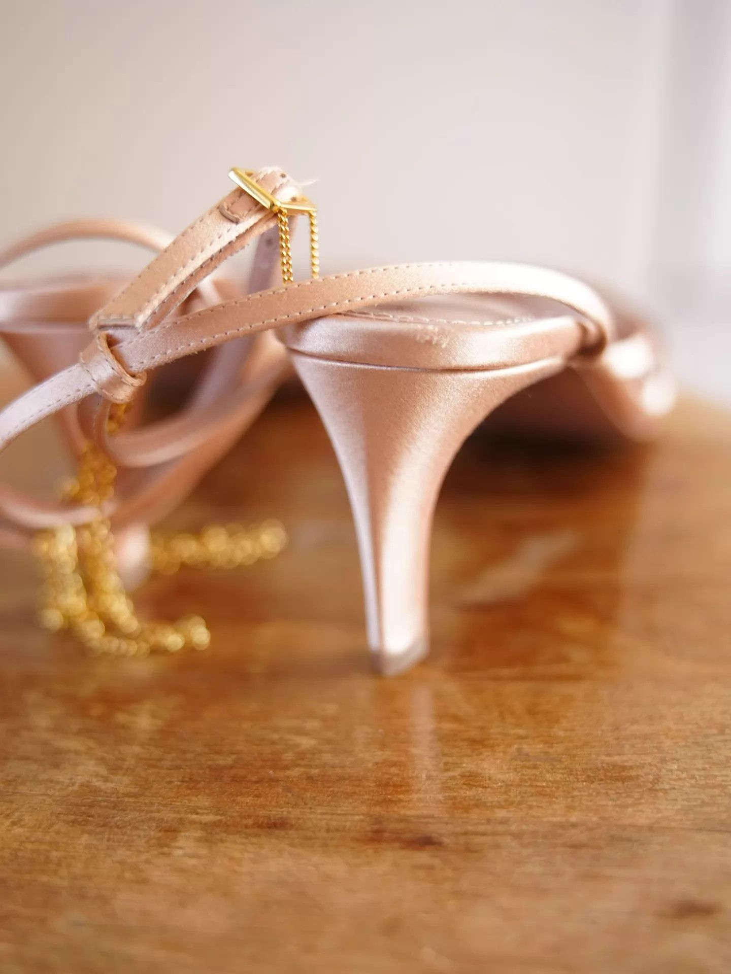 Oscar De La Renta Oscar de la Renta Nude Pink Satin Chain Heels EU 37 New Size US 6.5 / IT 36.5 - 5 Thumbnail