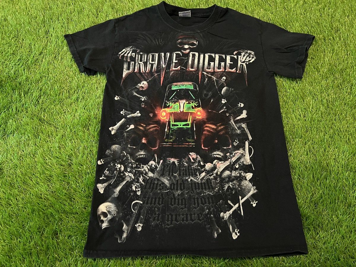 Other Y2K Vintage 2000s Grave Digger Monster Jam AOP T-shirt Tee Size US S / EU 44-46 / 1 - 1 Thumbnail