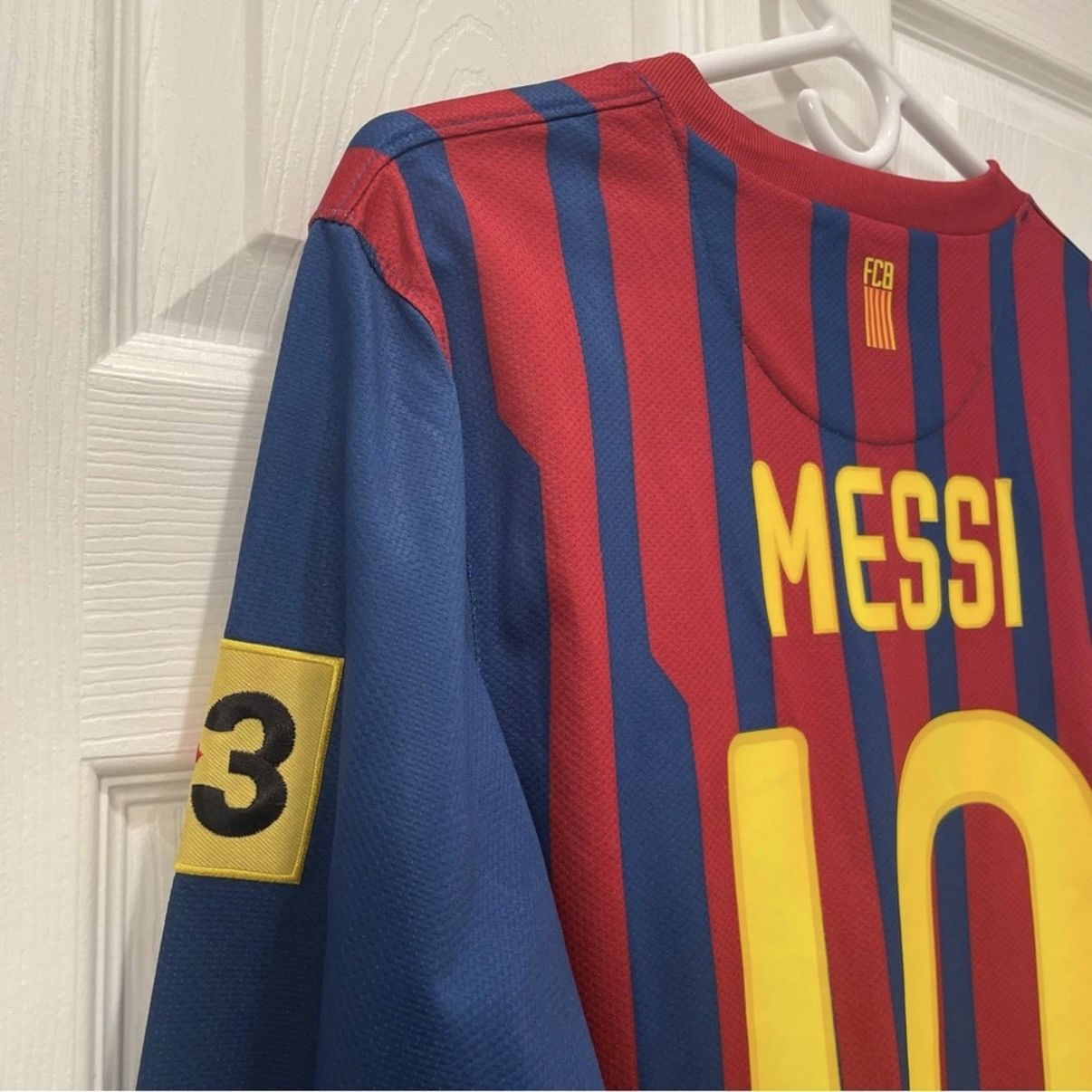 Nike Messi Barcelona 2011-2012 Home Jersey Long Sleeve Size US S / EU 44-46 / 1 - 8 Thumbnail
