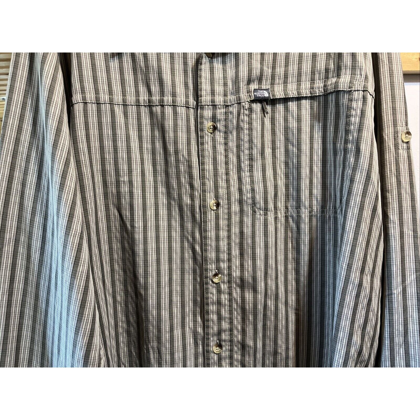 The North Face The North Face Men’s Shirt Large Gray Striped Button Down LS Size US L / EU 52-54 / 3 - 5 Thumbnail