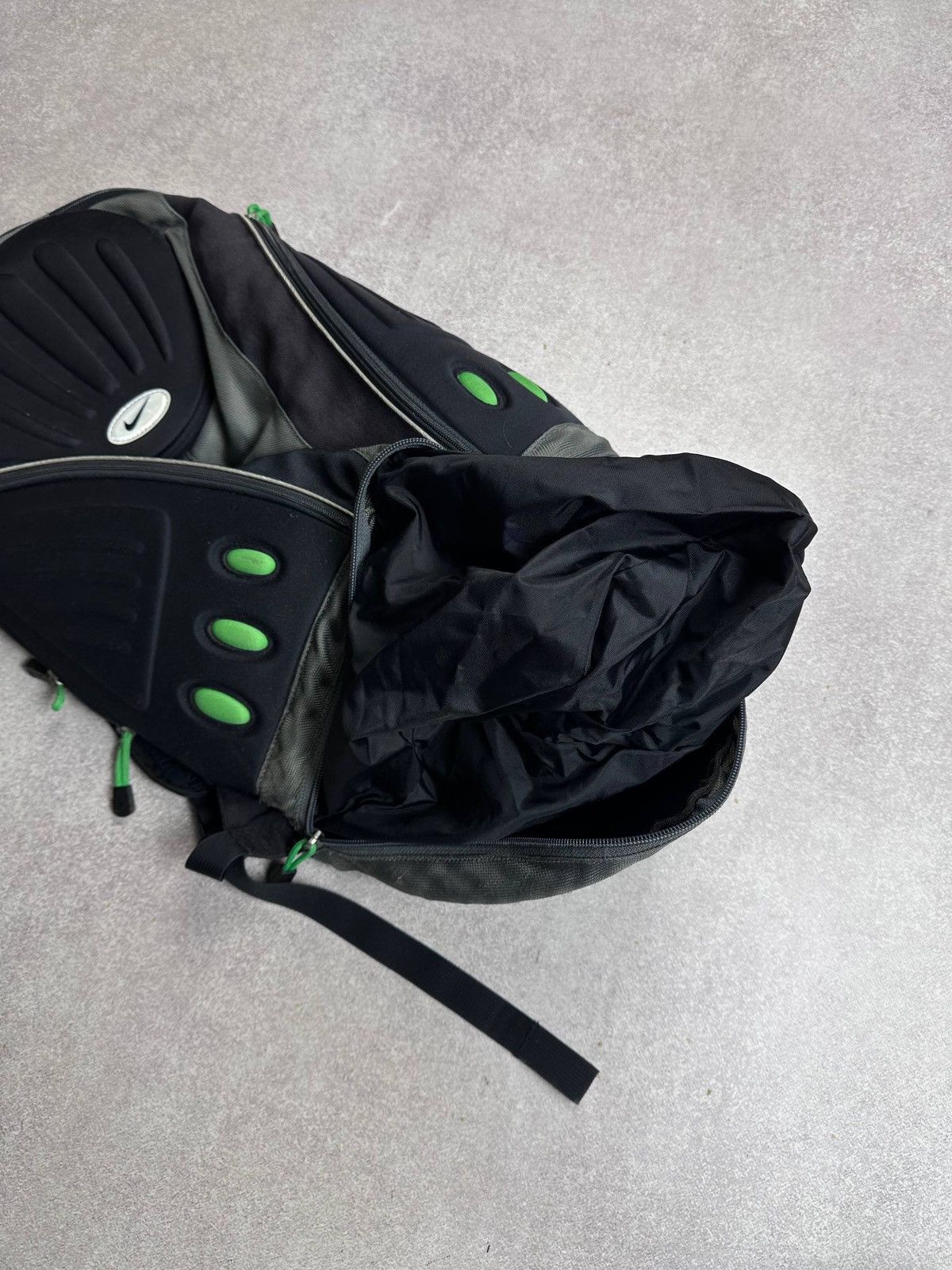 Nike Grail! Vintage 00's Nike Air Max Backpack Rare Size ONE SIZE - 8 Thumbnail