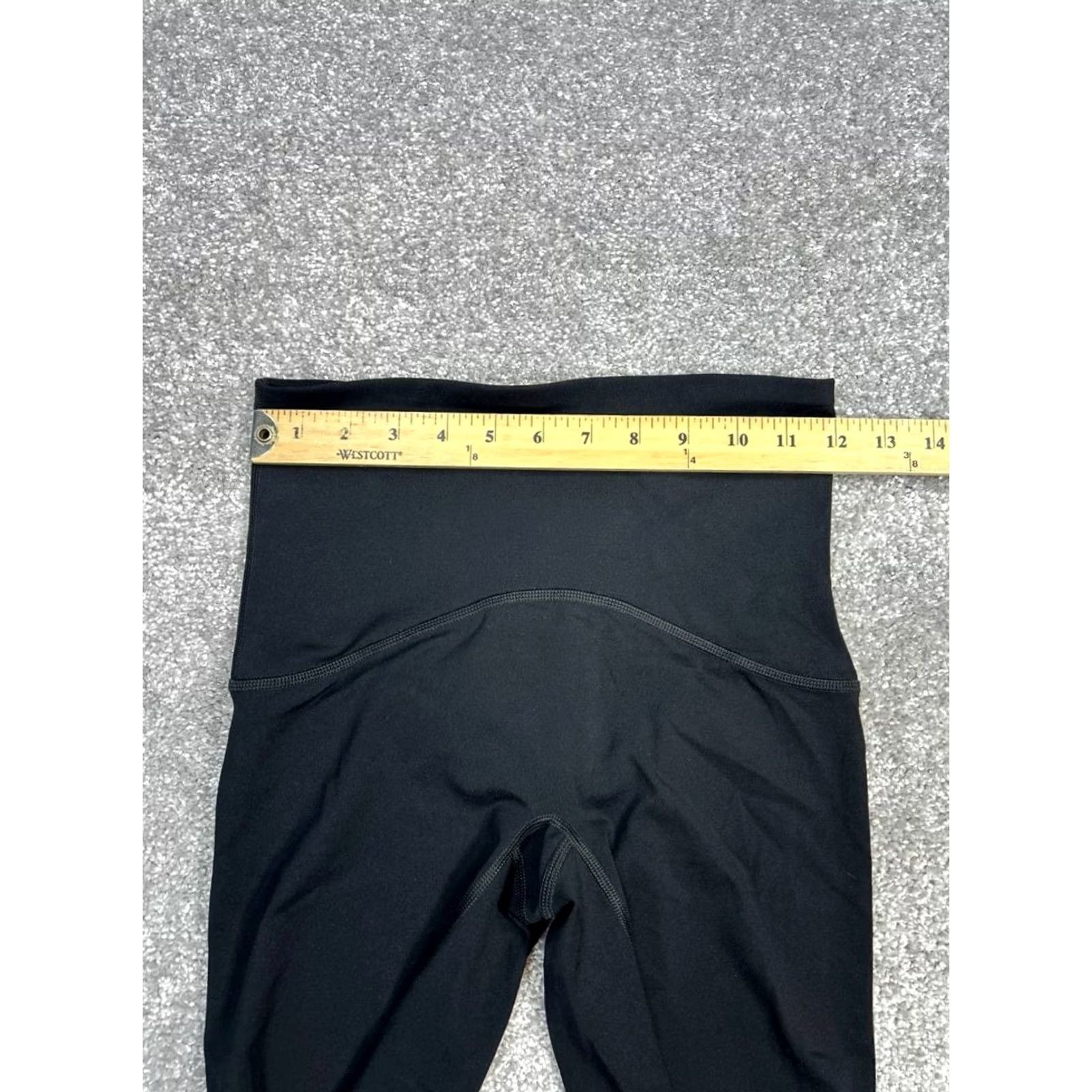 Spanx Spanx Biker Shorts Mens Small Black Stretch Mid Rise Athletic Spanx Brand Size US 29 - 6 Thumbnail