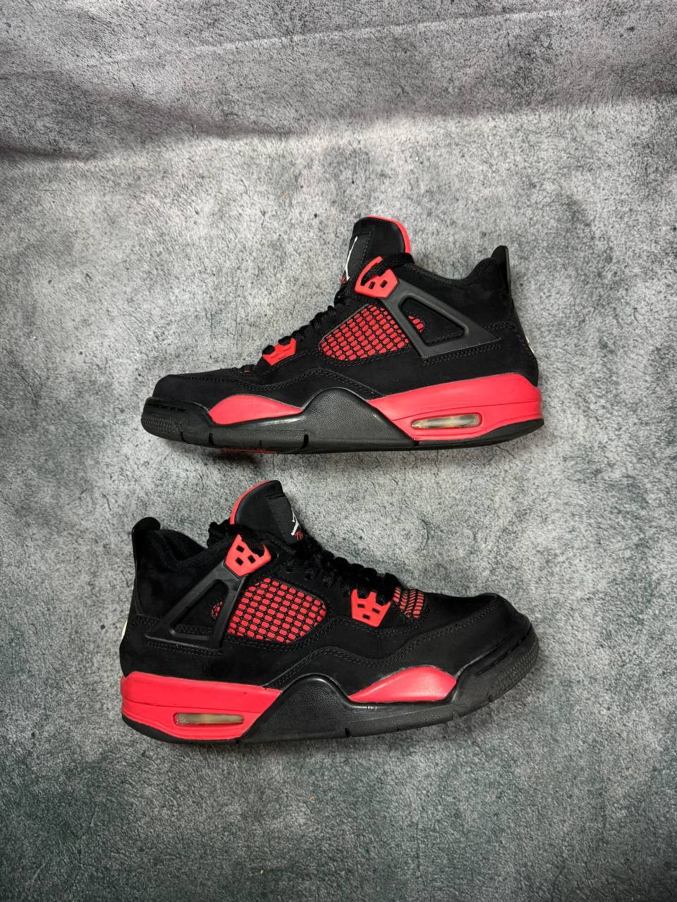 Jordan Brand Size 6.5Y | Jordan 4 Red Thunder With Box | Pre-Owned Size US 6.5 / EU 39-40 - 8 Thumbnail