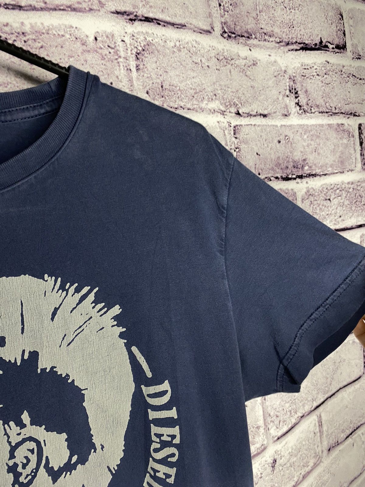 Diesel Men's T-shirt Diesel overprint logo tee streetwear luxury Size US S / EU 44-46 / 1 - 5 Thumbnail