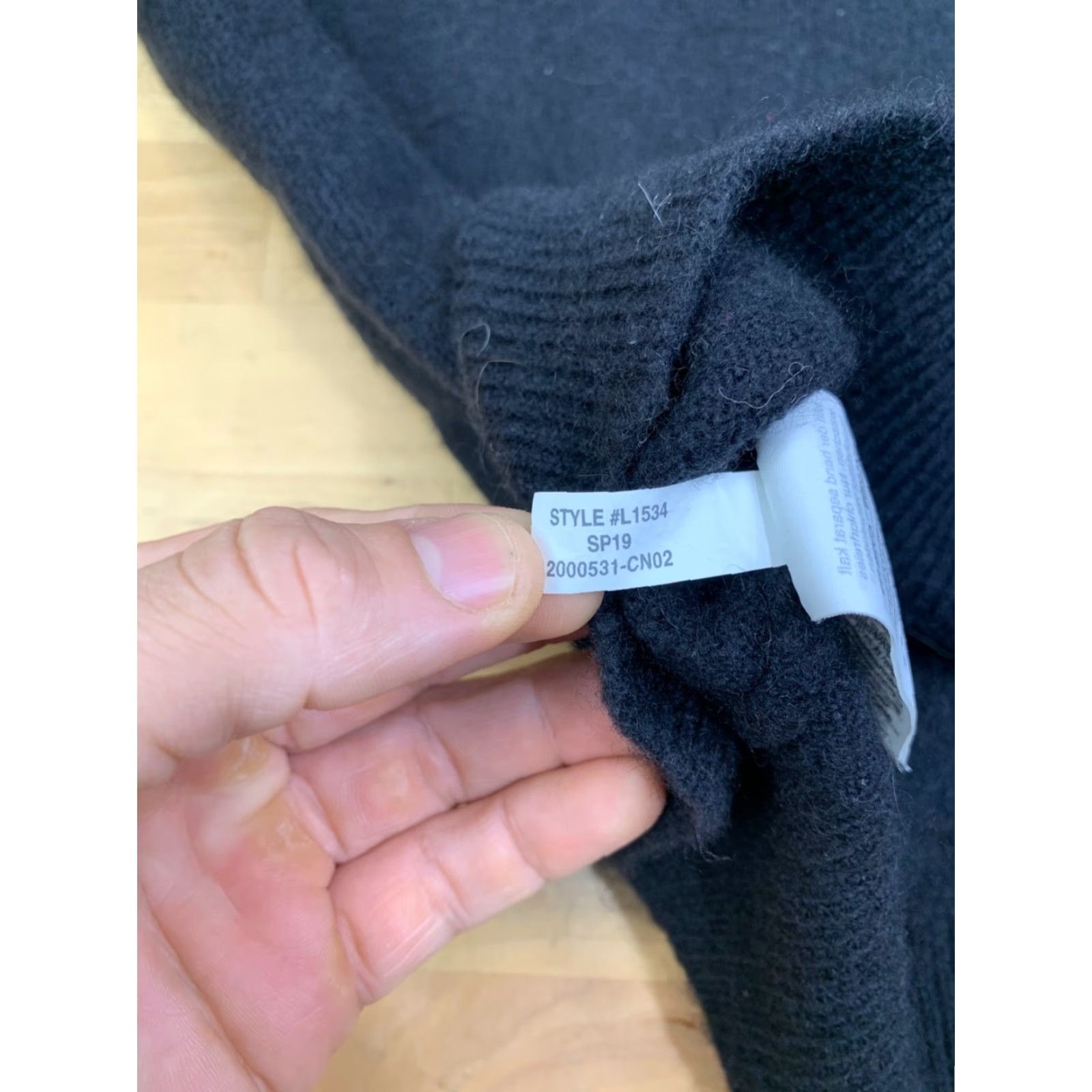 J.Crew J Crew Tipped Raglan Sleeve Sweater Womens L Black Wool Blend 12333 Size L / US 10 / IT 46 - 7 Thumbnail