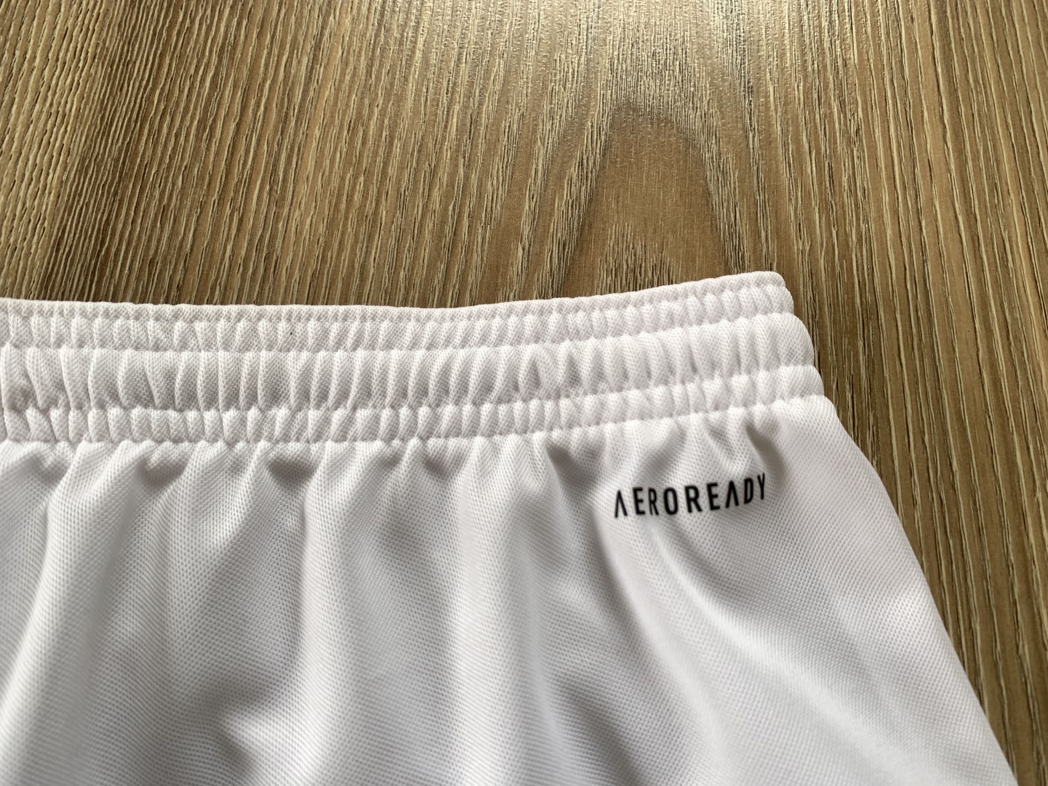 Adidas × Vintage Adidas White Training Shorts 2019 Size US 32 / EU 48 - 6 Thumbnail