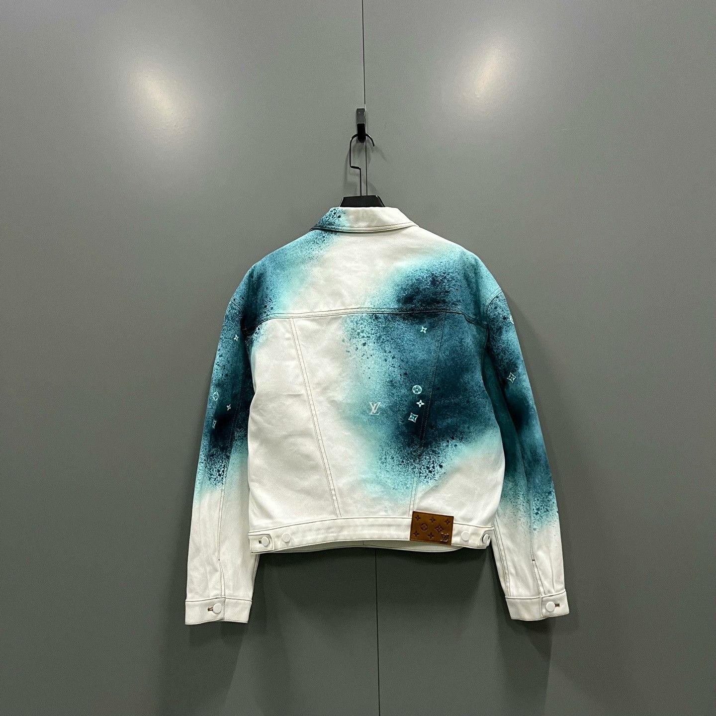 Louis Vuitton Louis Vuitton Starry Sky Tie-Dye Denim Jacket Size US M / EU 48-50 / 2 - 2 Thumbnail