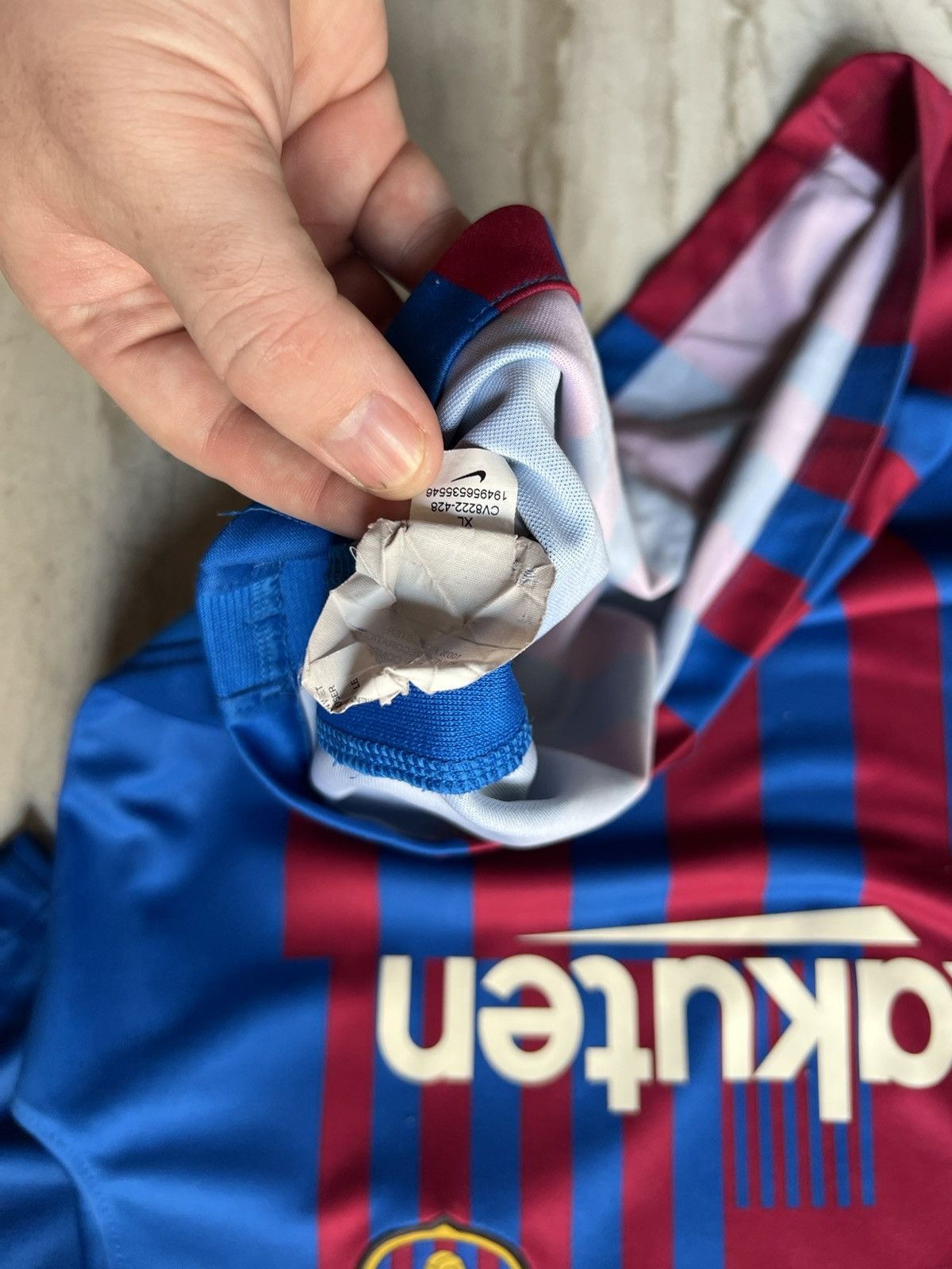 Vintage Vintage Nike Barcelona FC Soccer Jersey Kit Size US S / EU 44-46 / 1 - 3 Thumbnail
