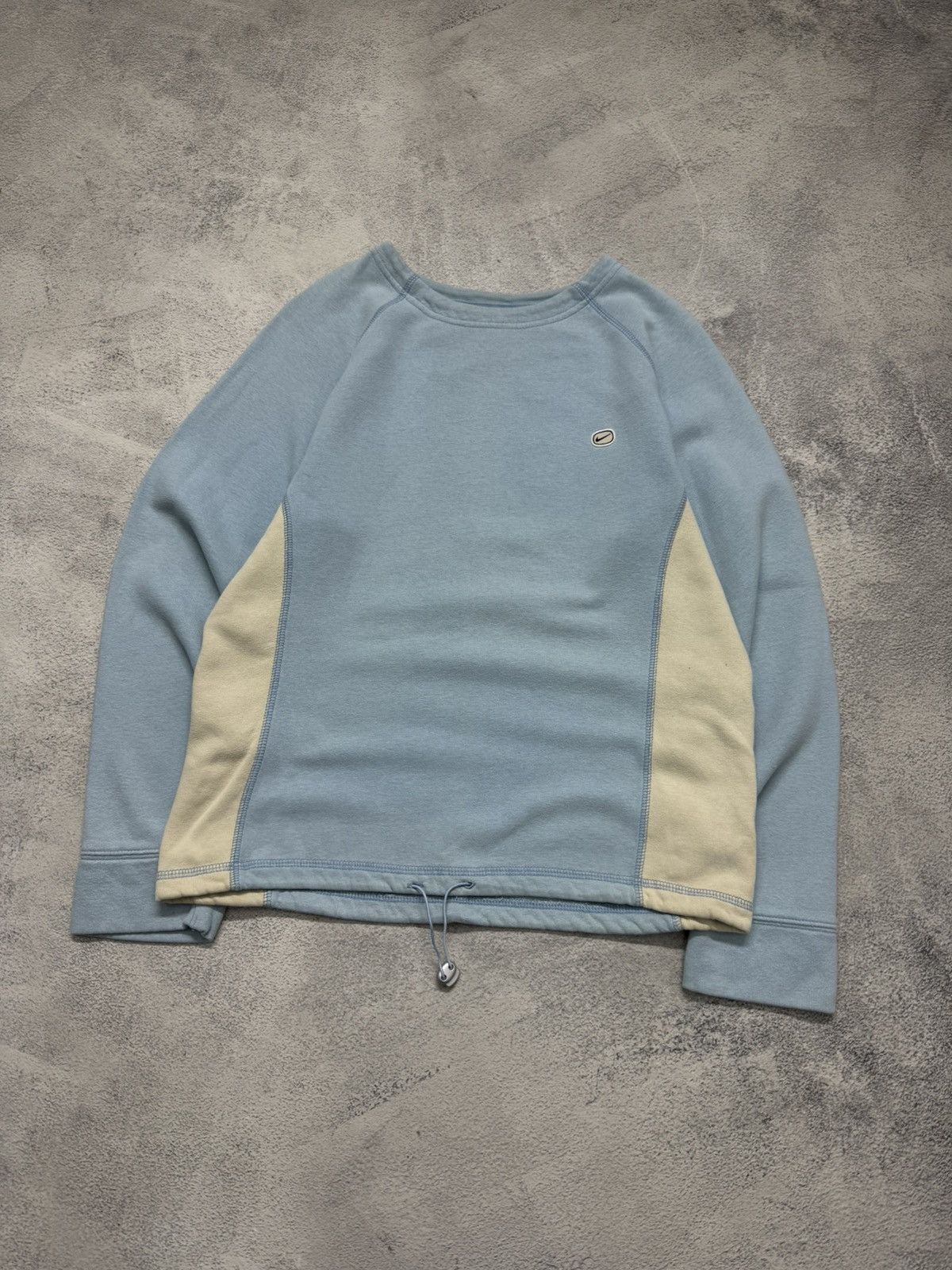 Nike Vintage Y2K Nike Mini Swoosh Sweatshirt 00’s Size US L / EU 52-54 / 3 - 1 Thumbnail