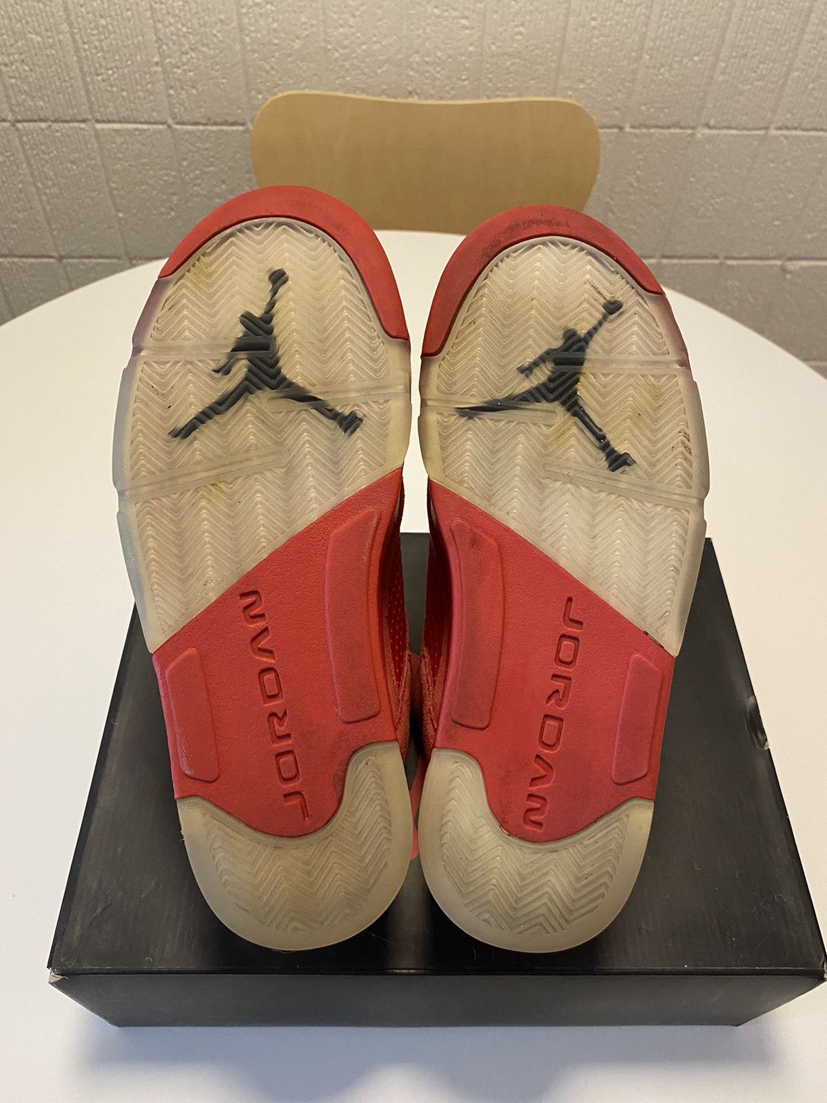 Jordan Brand Air Jordan Retro 5 Red Suede 2017 Size US 9.5 / EU 42-43 - 6 Thumbnail
