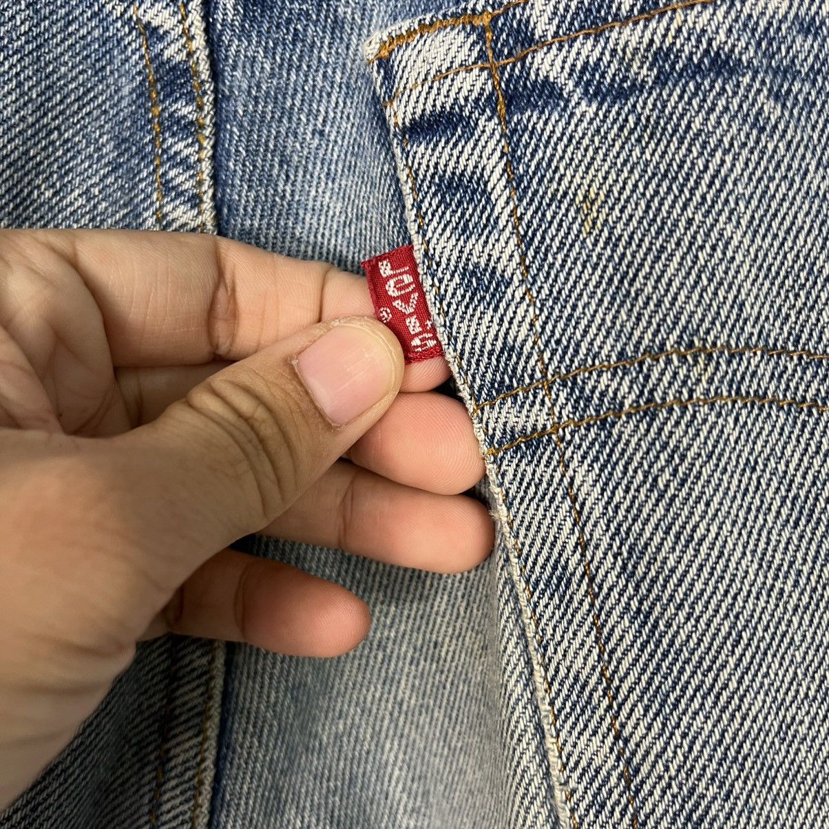 Levi's Vintage 90s Levis Distressed Denim Jeans Size US 30 / EU 46 - 17 Thumbnail