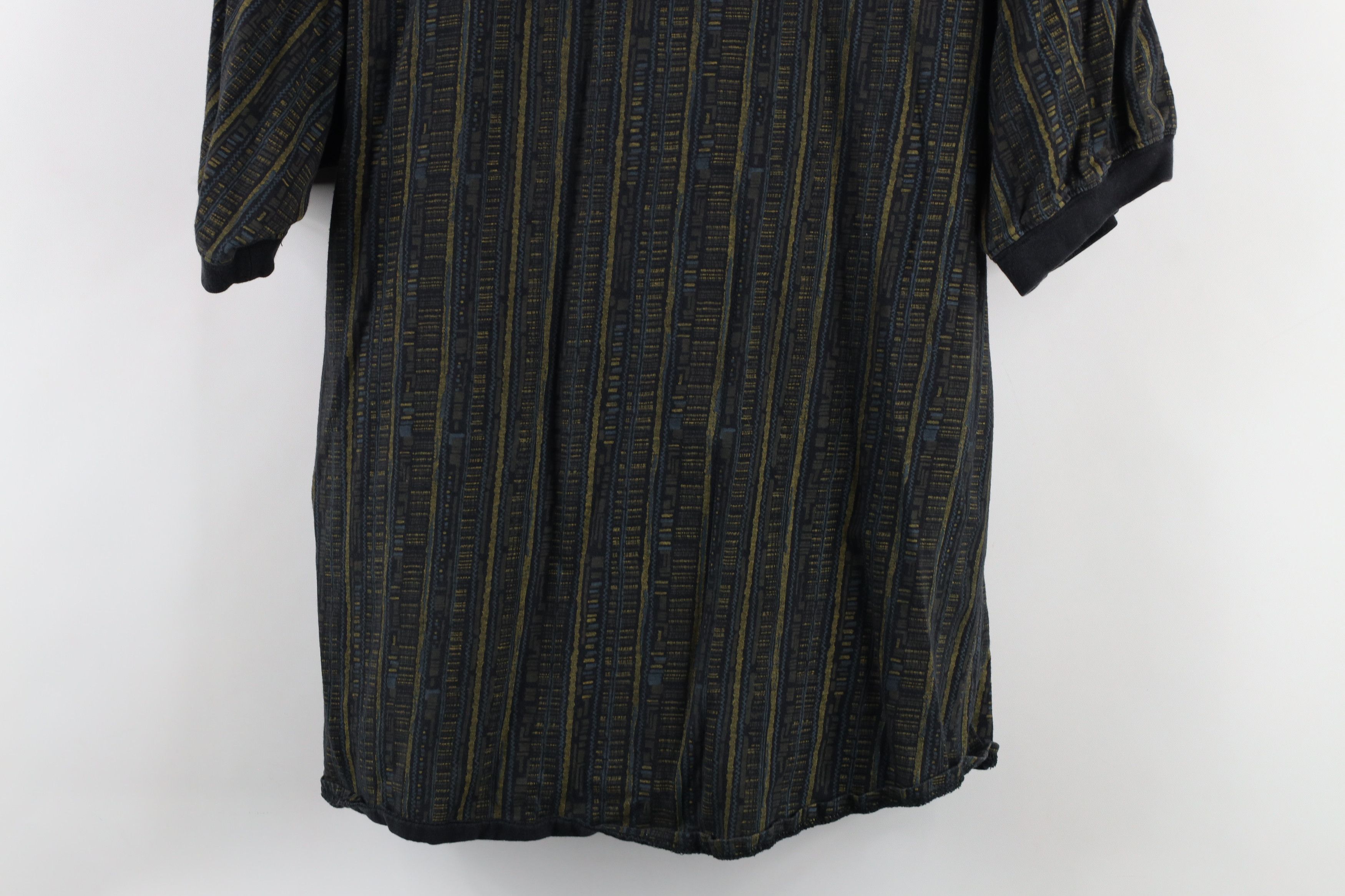 Vintage Vintage 90s Streetwear Abstract Striped Golf Polo Shirt Size US M / EU 48-50 / 2 - 7 Thumbnail