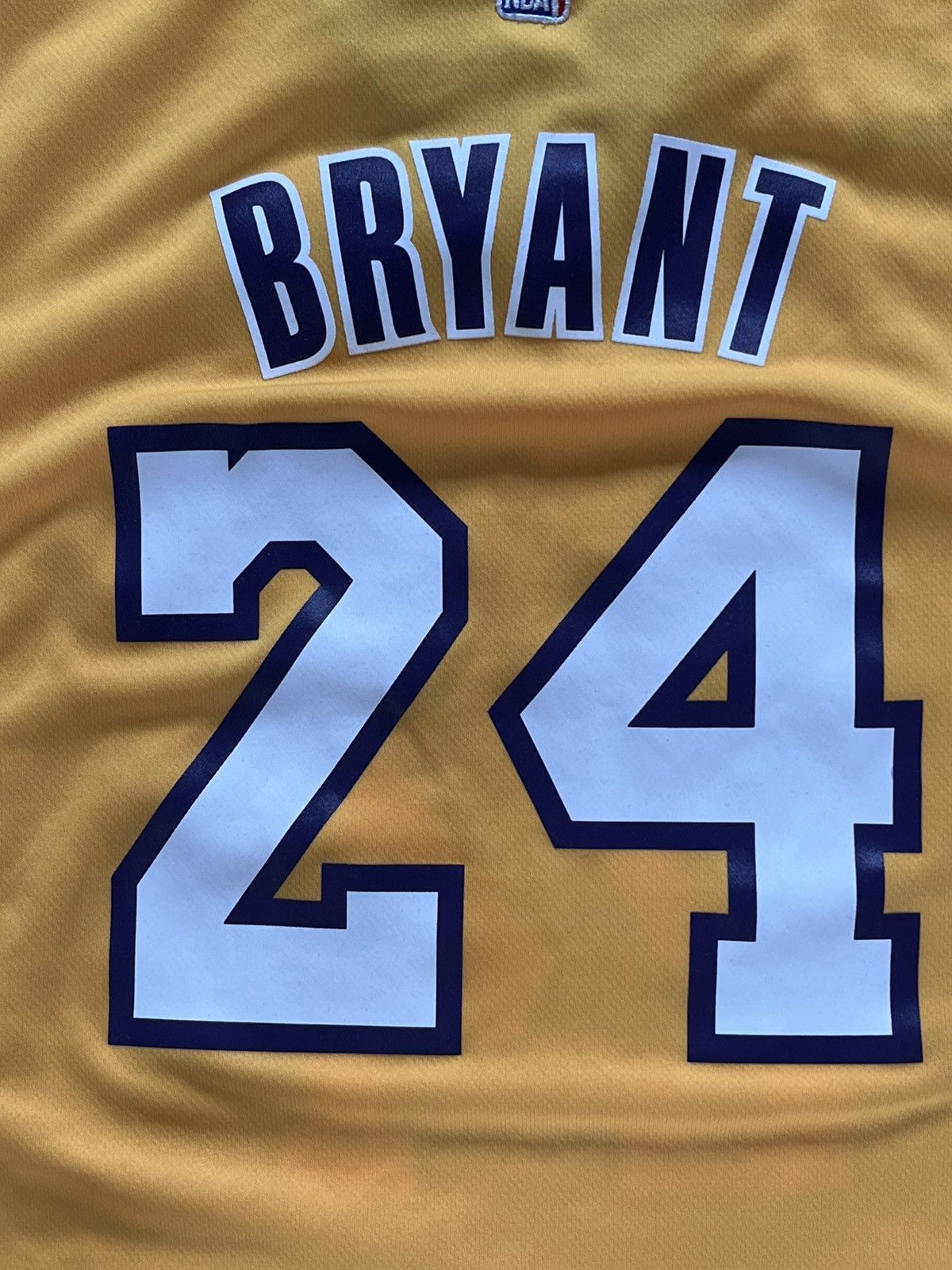 Adidas LOS ANGELES LAKERS JERSEY KOBE BRYANT 2015 Size US M / EU 48-50 / 2 - 4 Thumbnail