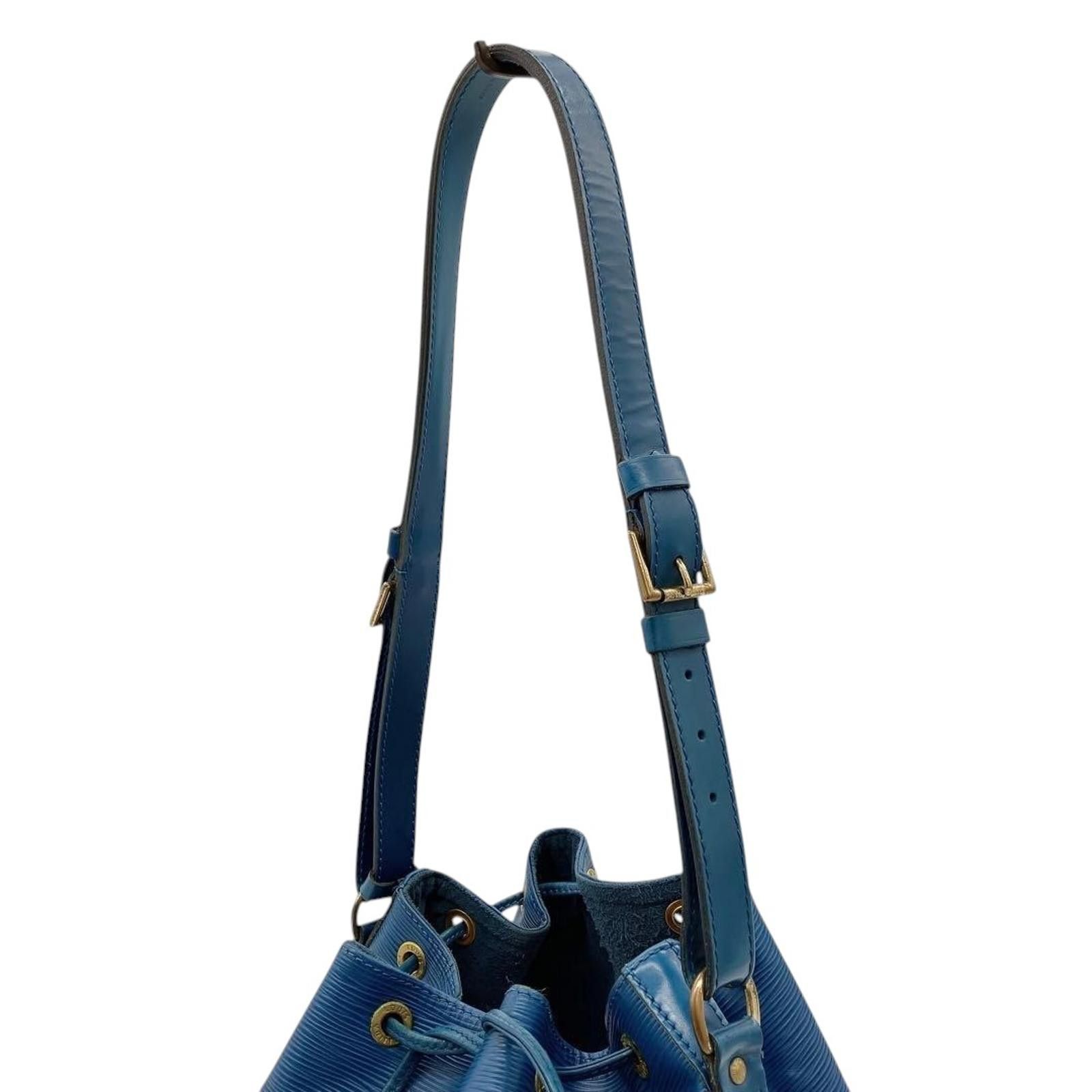 Louis Vuitton Louis Vuitton - Blue Epi Leather Bucket Bag Size ONE SIZE - 7 Thumbnail
