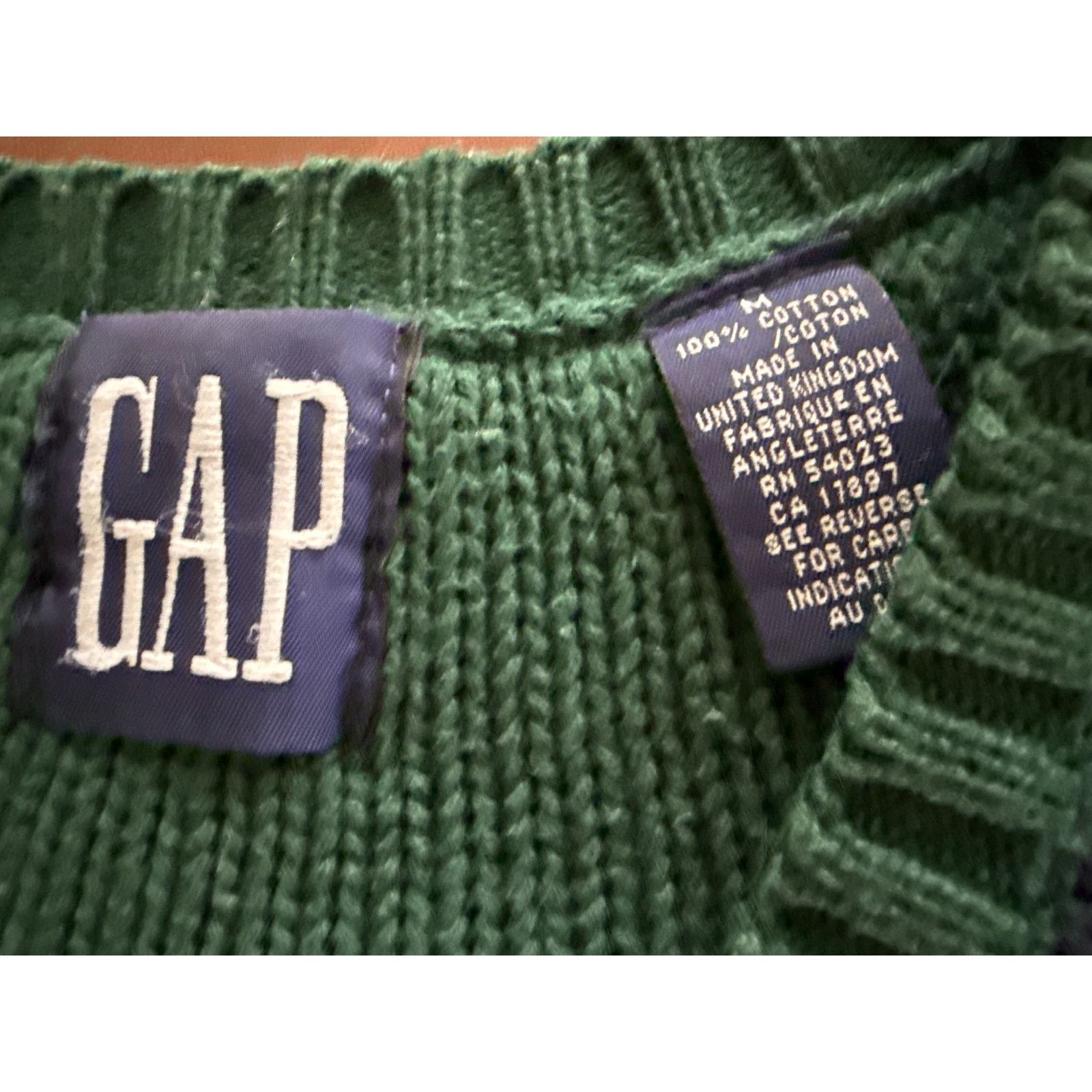 Gap GAP Vintage Cable Knit V-Neck Cotton Sweater Size Medium Size US M / EU 48-50 / 2 - 7 Thumbnail