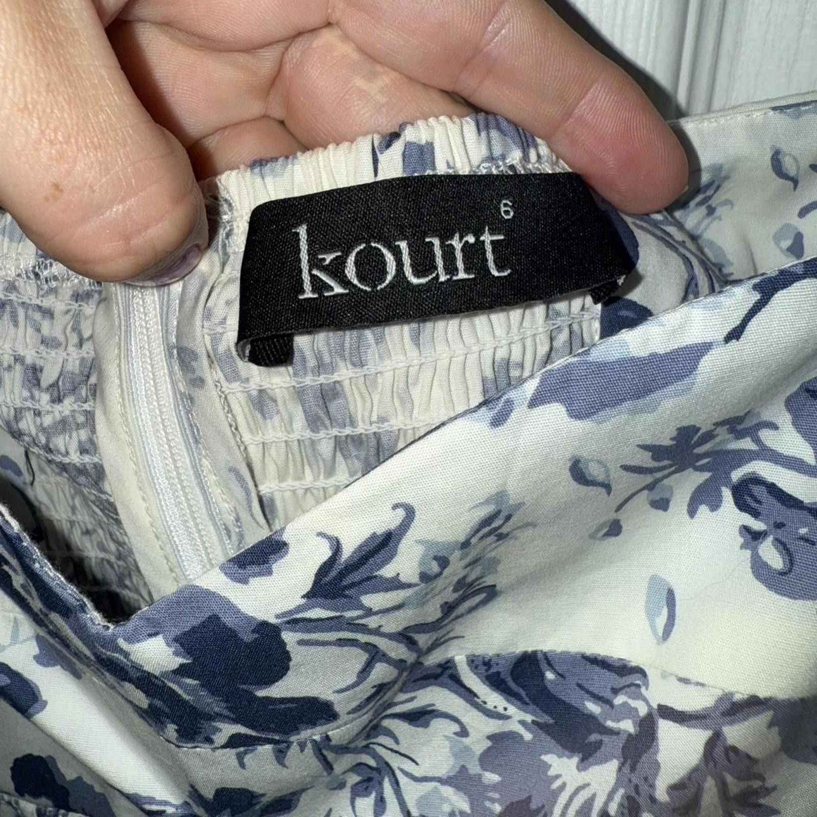 Other Kourt blue and white floral dress Size M / US 6-8 / IT 42-44 - 3 Thumbnail