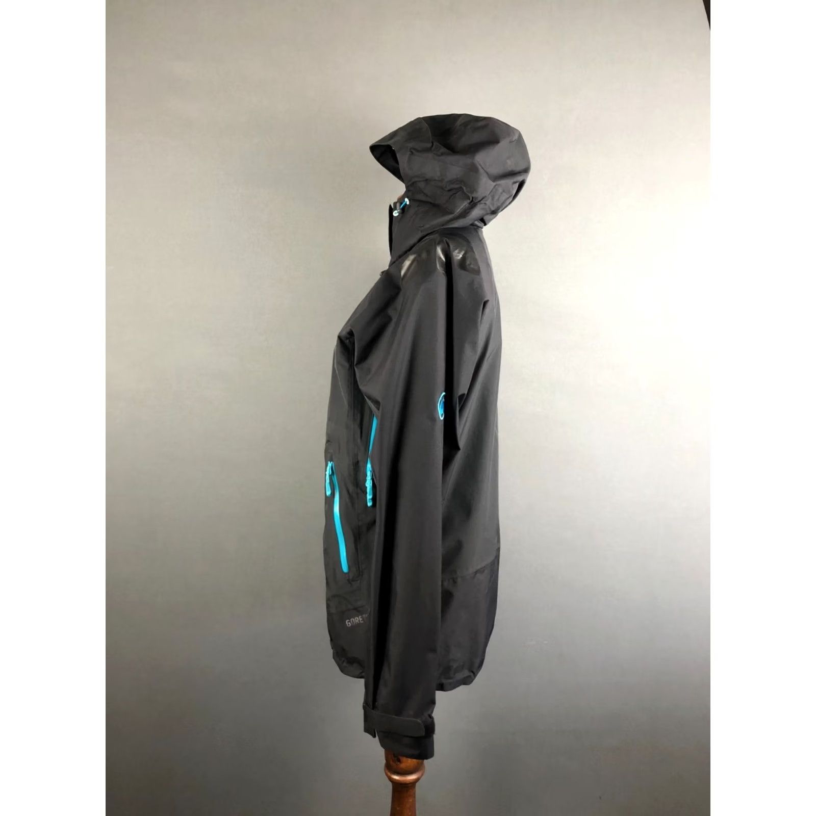 Mammut Mammut Windbreaker Jacket Women L Black Polyamide Full Zip Hooded Windbreaker Womens Regular Fit Size L / US 10 / IT 46 - 2 Thumbnail