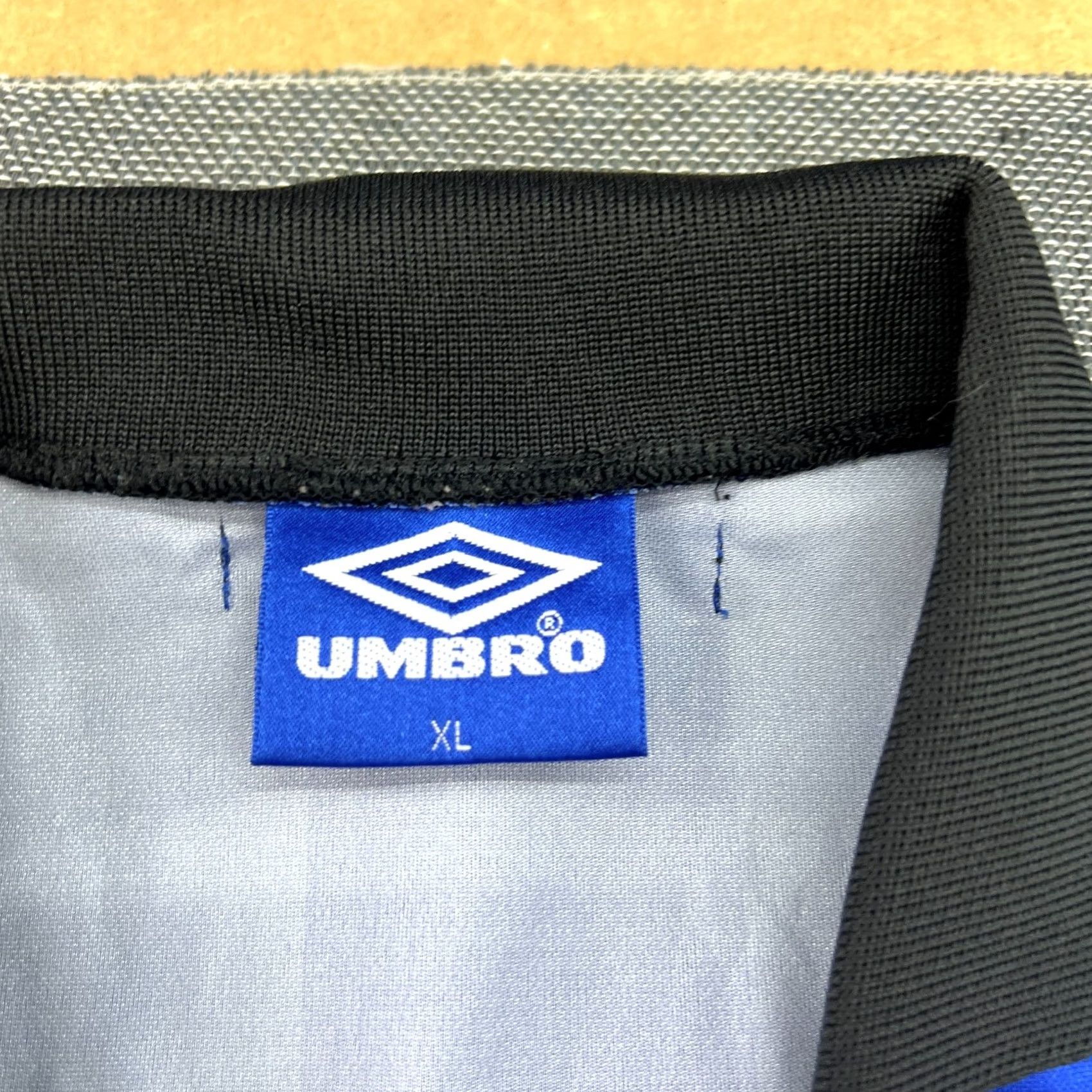 Umbro Umbro Jersey Football Shirt XL Blue 90s Template Long Sleeve Vapa Tech Moisture Wicking Quick Dry Men Size US XL / EU 56 / 4 - 6 Thumbnail