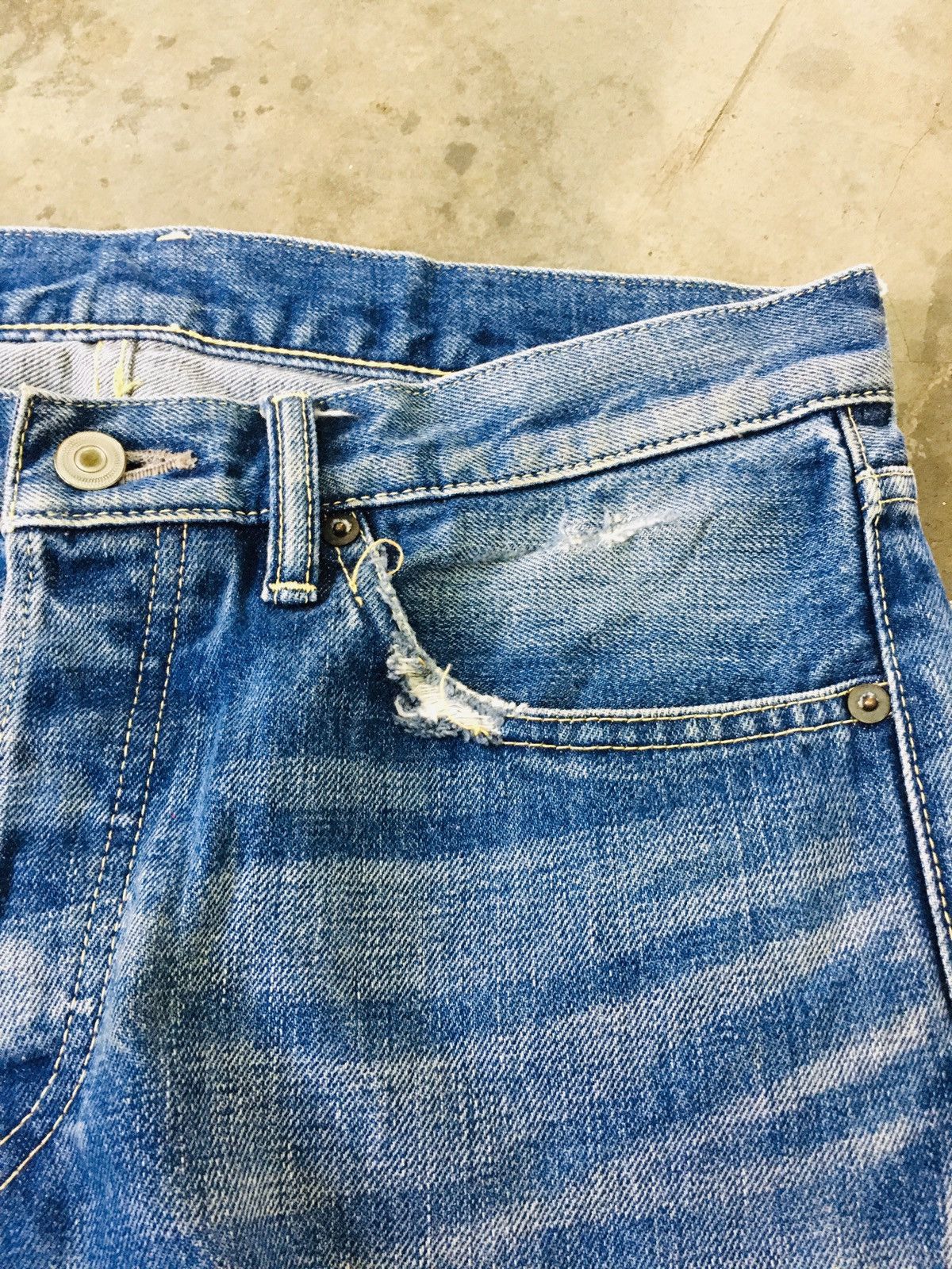 Japanese Brand W Craft Union Distressed Jeans (15) Size US 32 / EU 48 - 11 Thumbnail