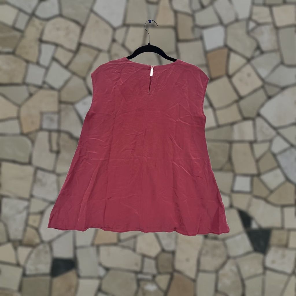 Eileen Fisher VINTAGE Eileen Fisher Silk Blouse Sleeveless XS Pink Womens Top 100% Silk Sleeveless XS Pink Silk Blouse Womens Shirt Size XS / US 0-2 / IT 36-38 - 1 Thumbnail