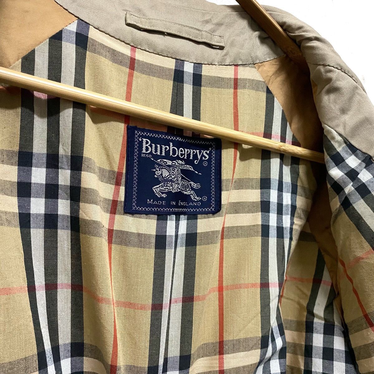 Burberry Vintage BURBERRYs' Nova Check Trench Classic Made ENGLAND Size US L / EU 52-54 / 3 - 9 Thumbnail