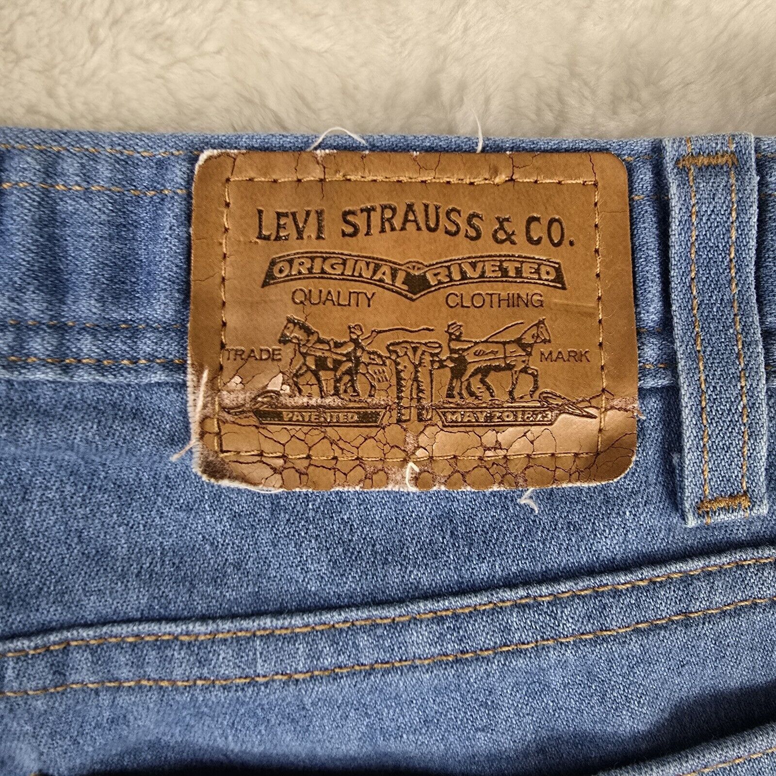 Levi's Vintage Levis Brown Tab Mens Blue Jeans 43415-4514 40x29 Size US 40 / EU 56 - 5 Thumbnail