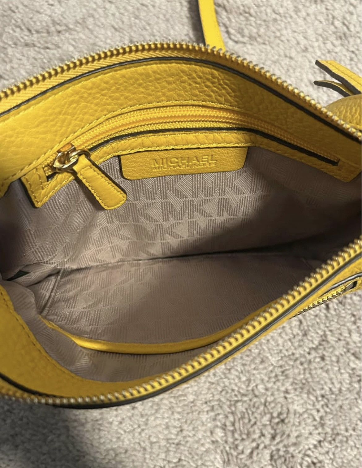 Michael Kors Michael Kors Crossbody Purse Size ONE SIZE - 2 Thumbnail