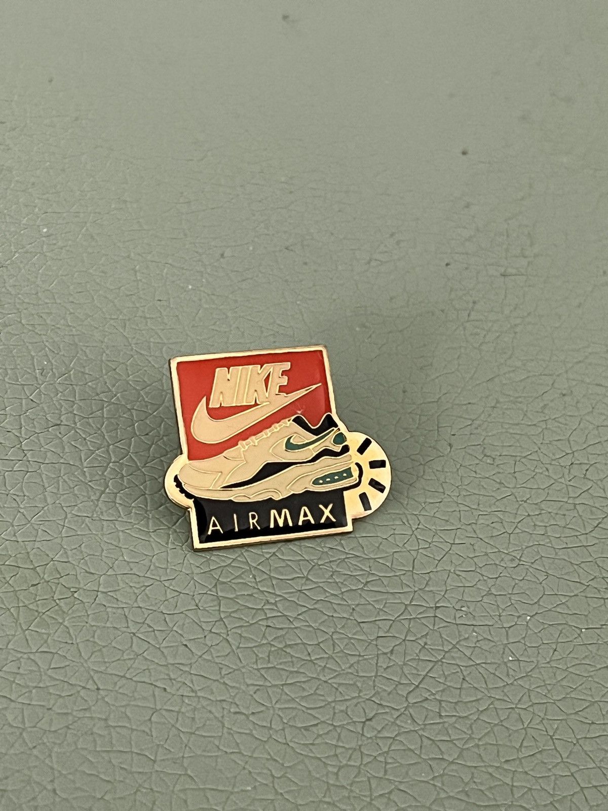 Nike Nike Air Max vintage pin Size ONE SIZE - 1 Thumbnail